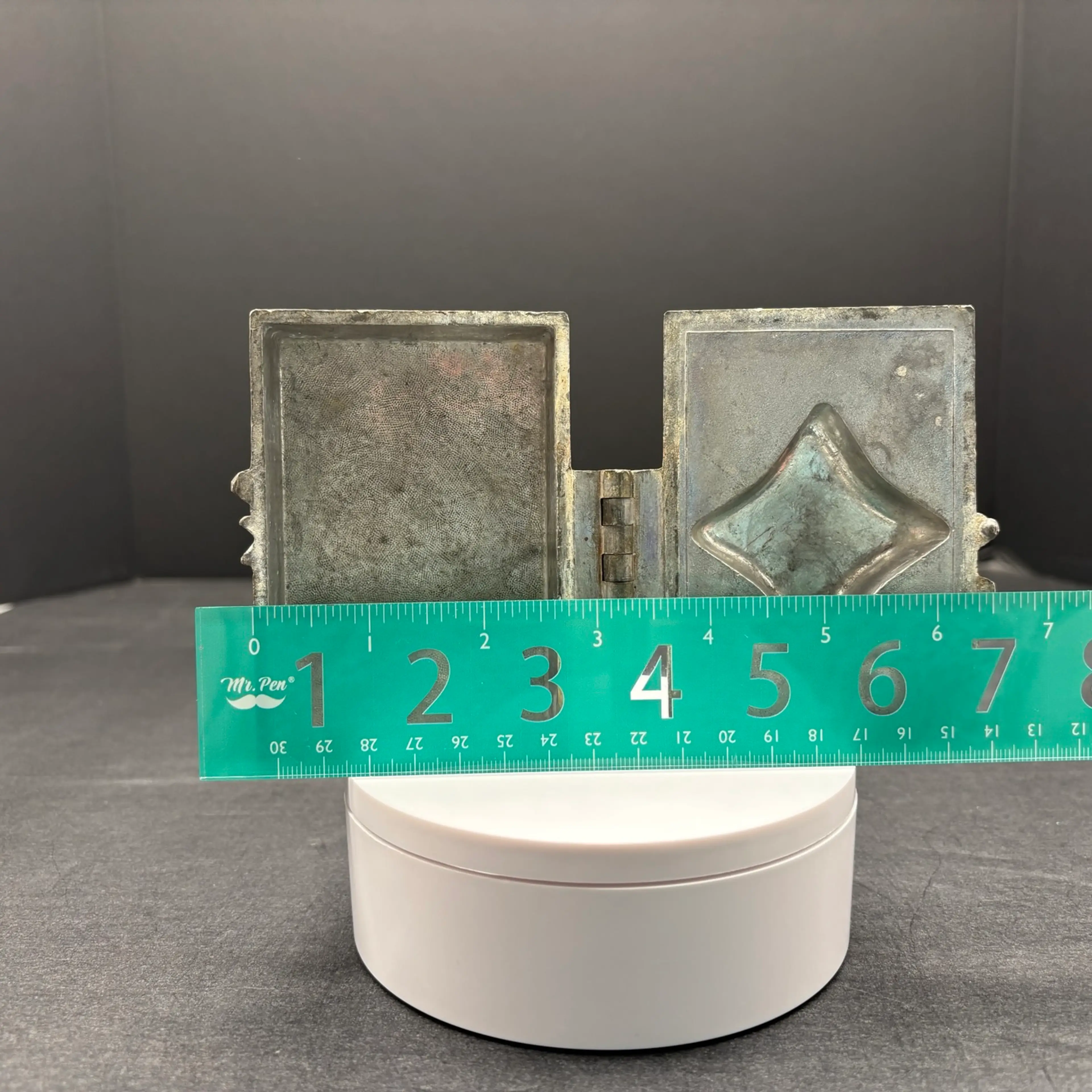 Image 4 of 12