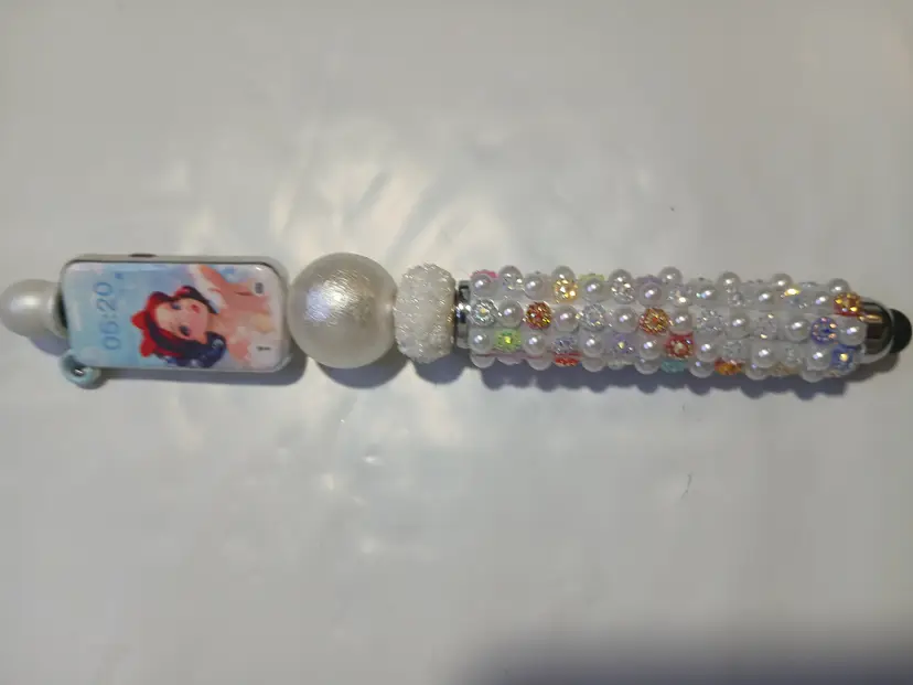 Snow white stylus