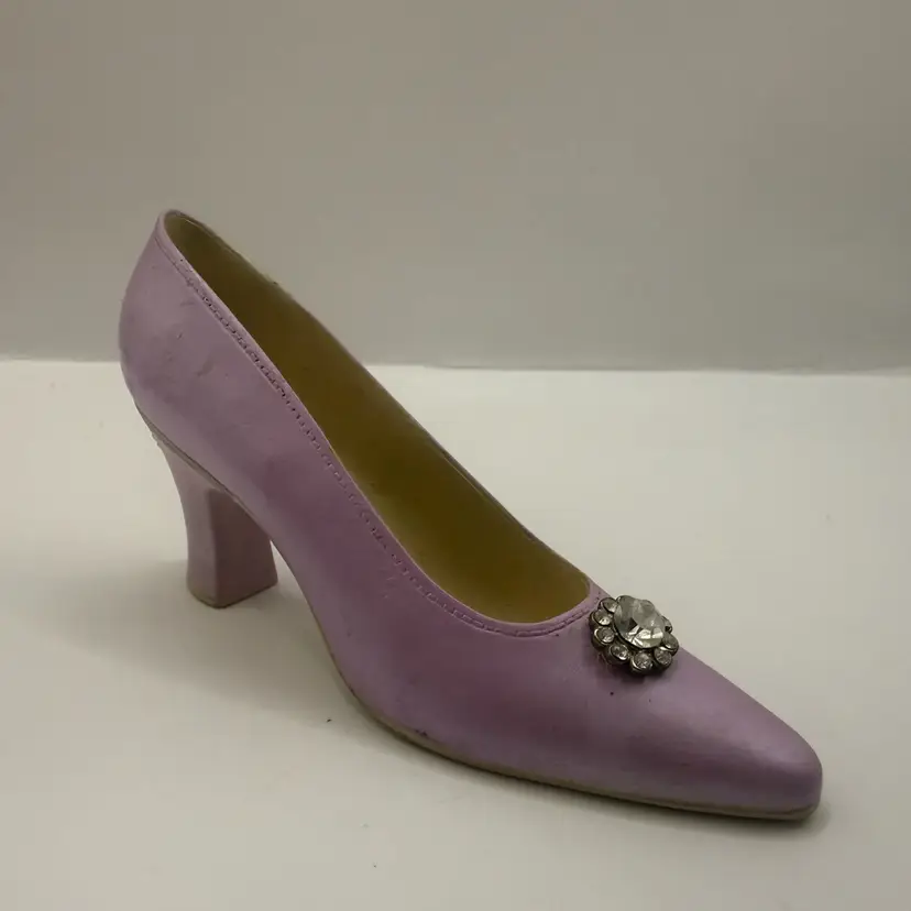 Kingsdale ‘99 My Treasure Purple Shoe With Crystal 4”