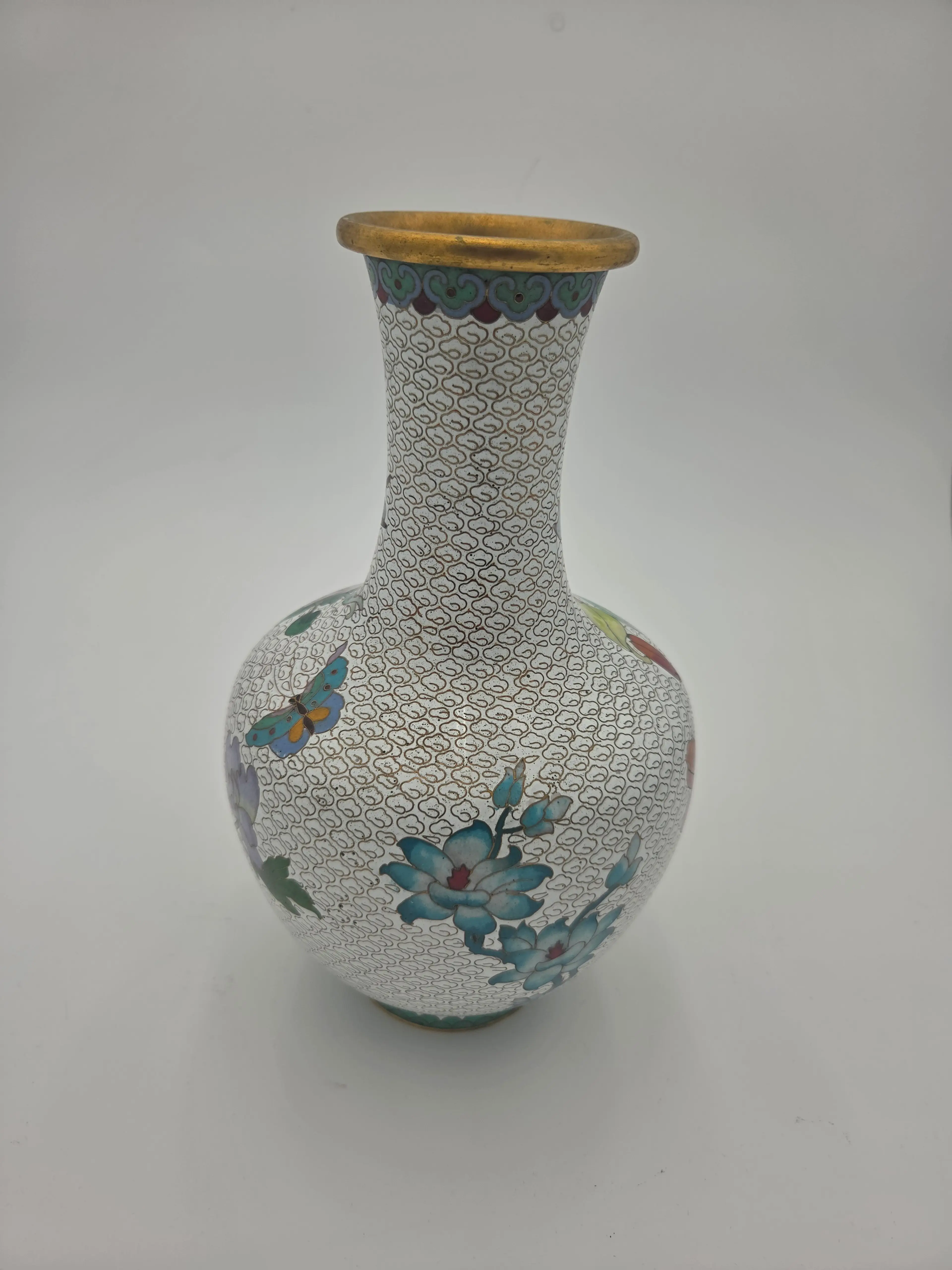Image 4 of 8