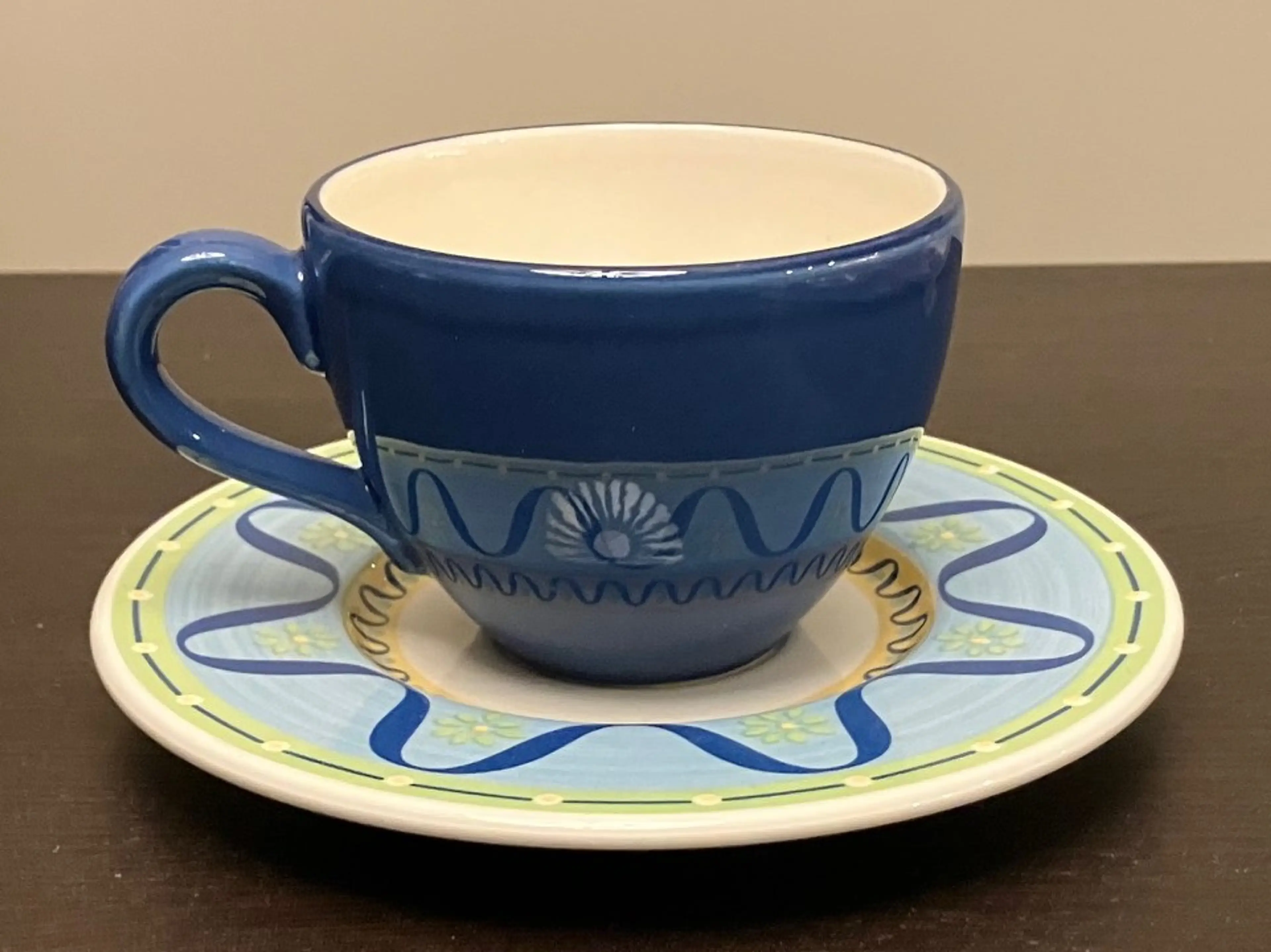 Image 2 of 7