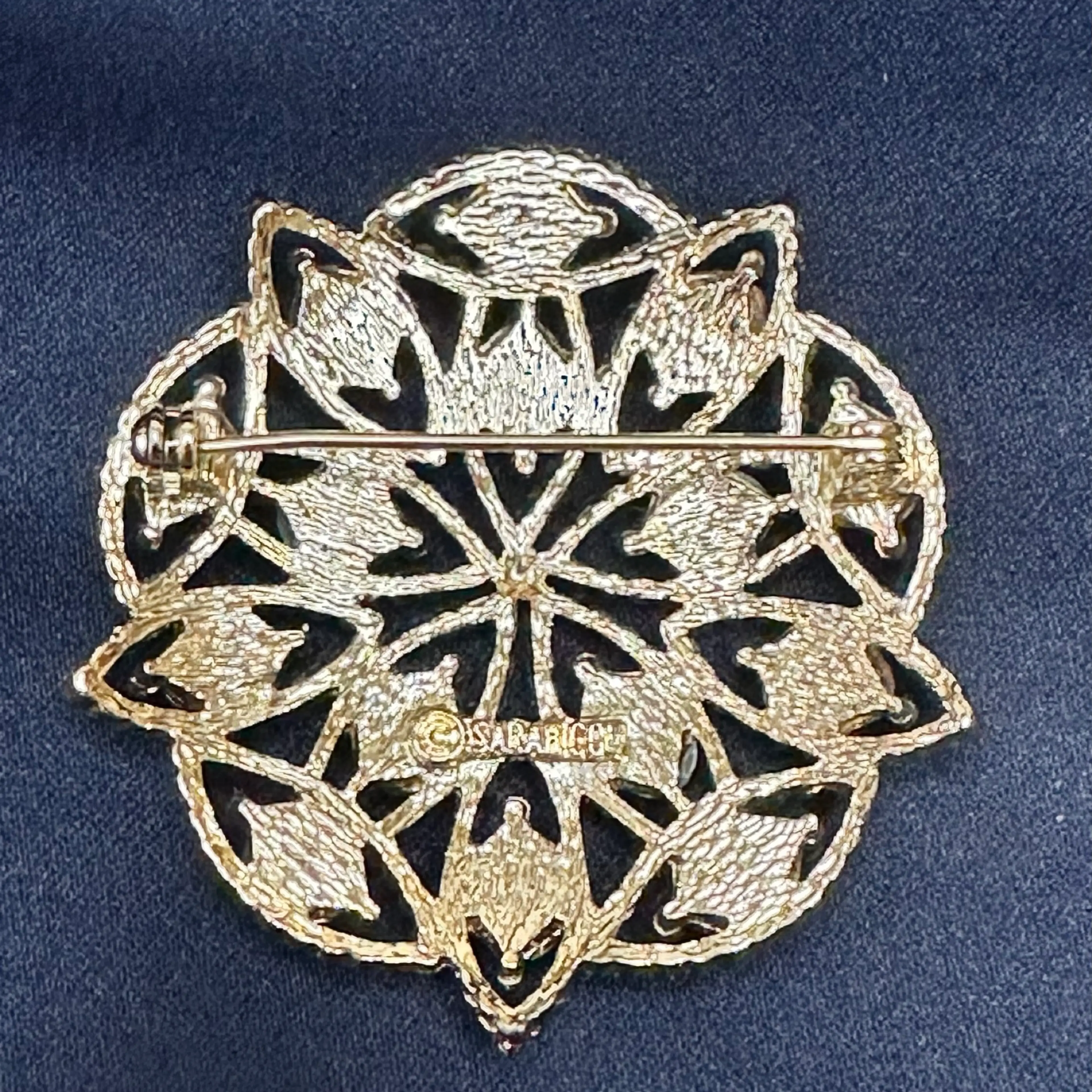 Image 4 of 18