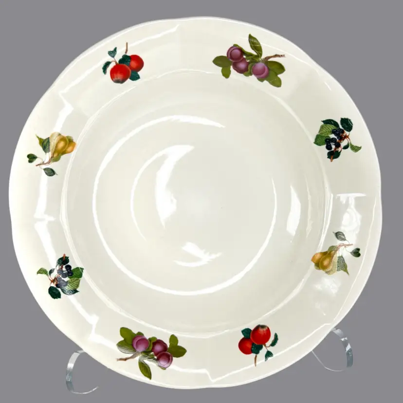 Gibson ‘Orchard’ Pattern 9-1/2” Fruit Bowl.