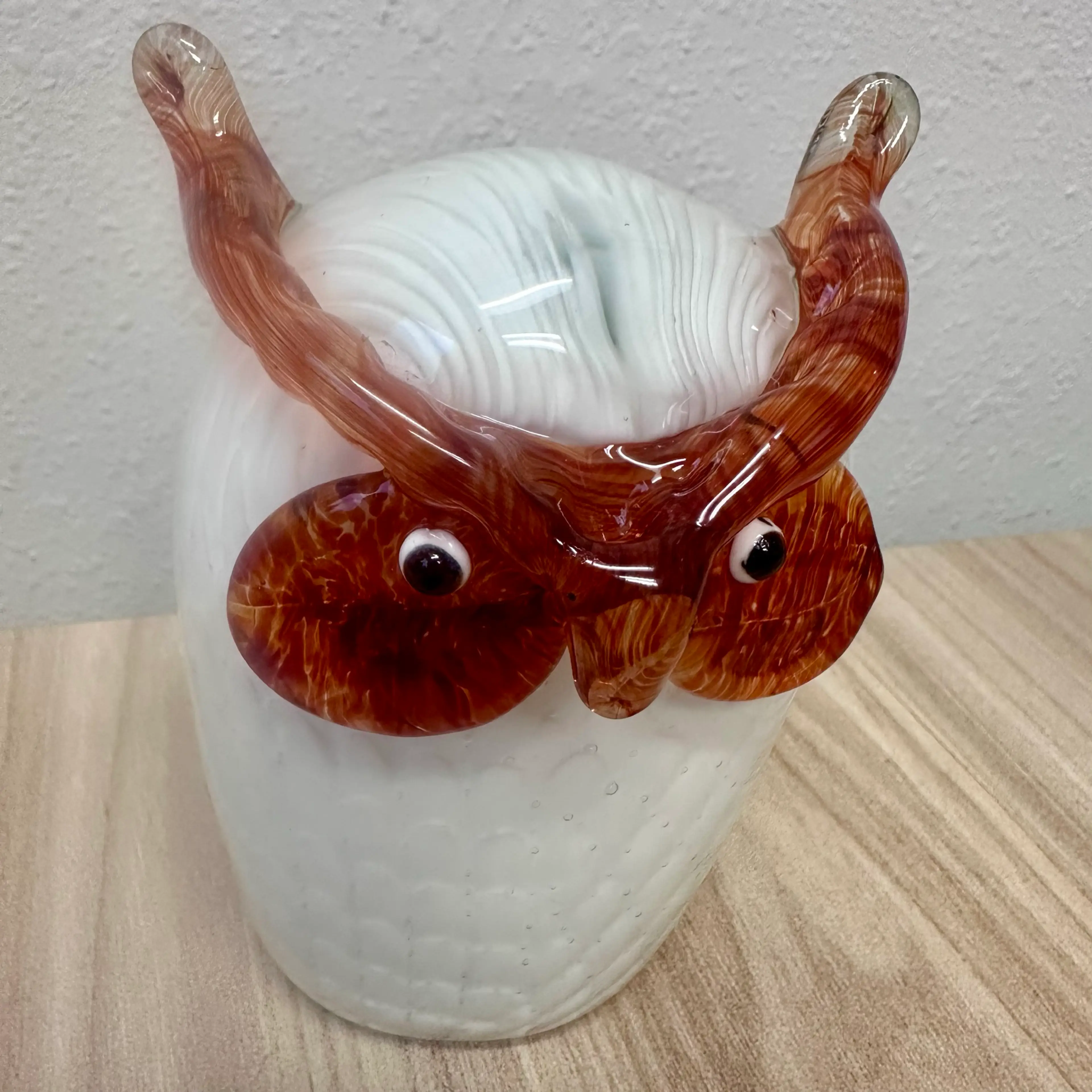 Image 2 of 16