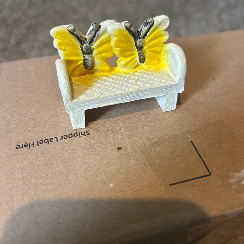Mini Butterfly Bench