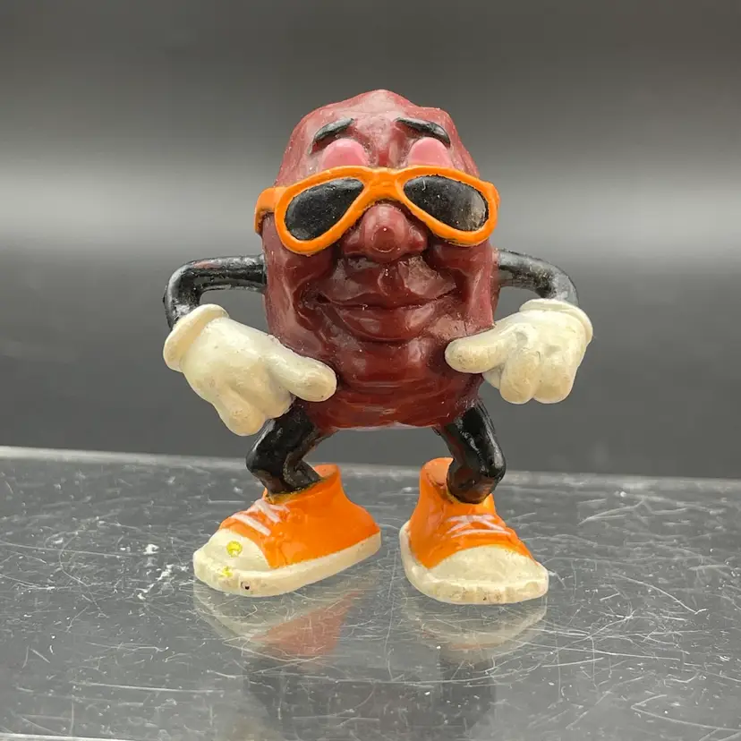 California Raisin with Sunglasses PVC Figure VTG Miniature Retro Applause Toy