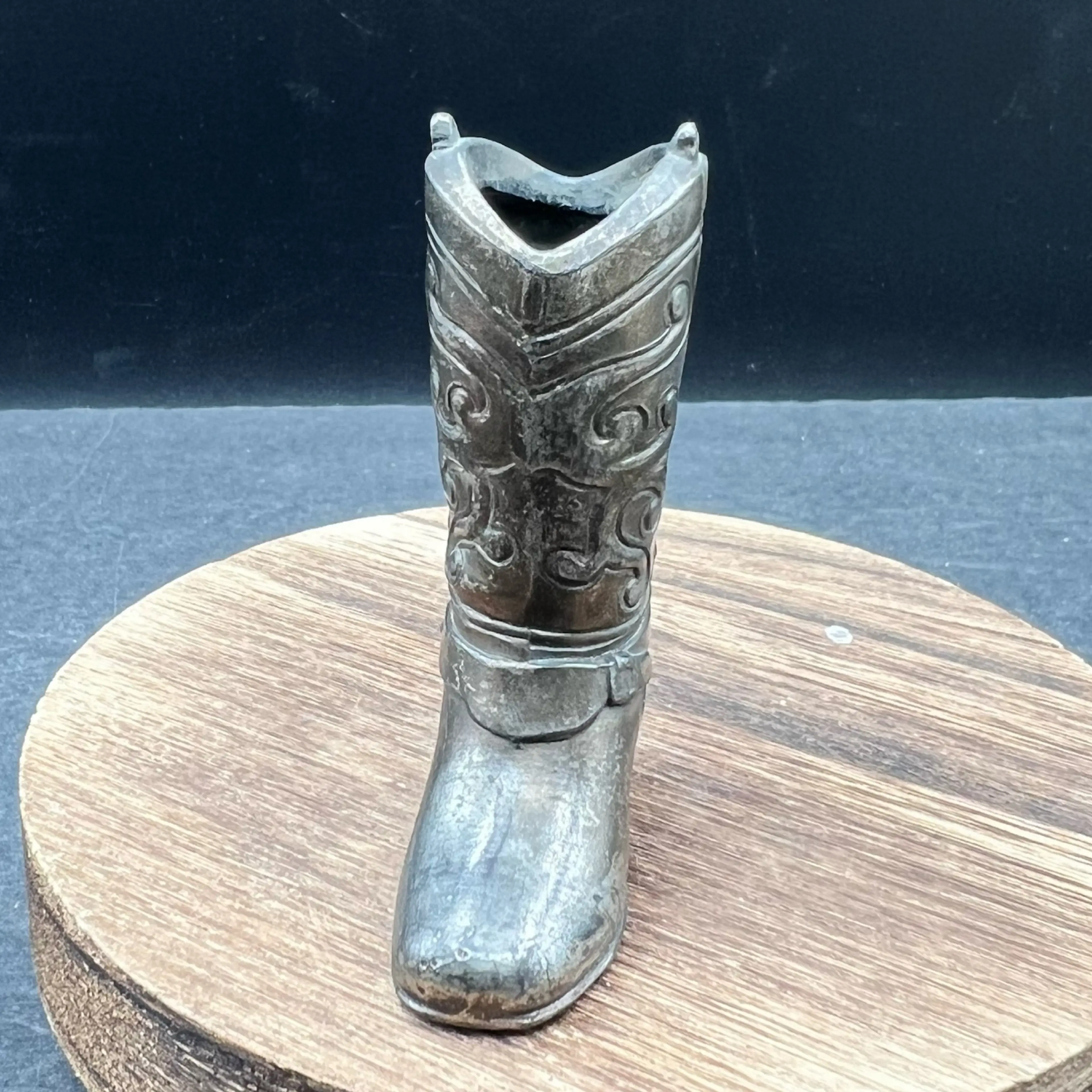 Image 4 of 9