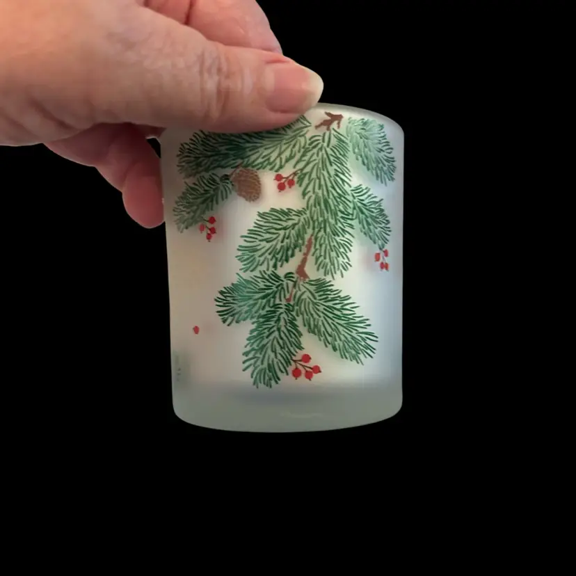 Yankee Candle Frosted Glass Pine & Berry Votive Holder
