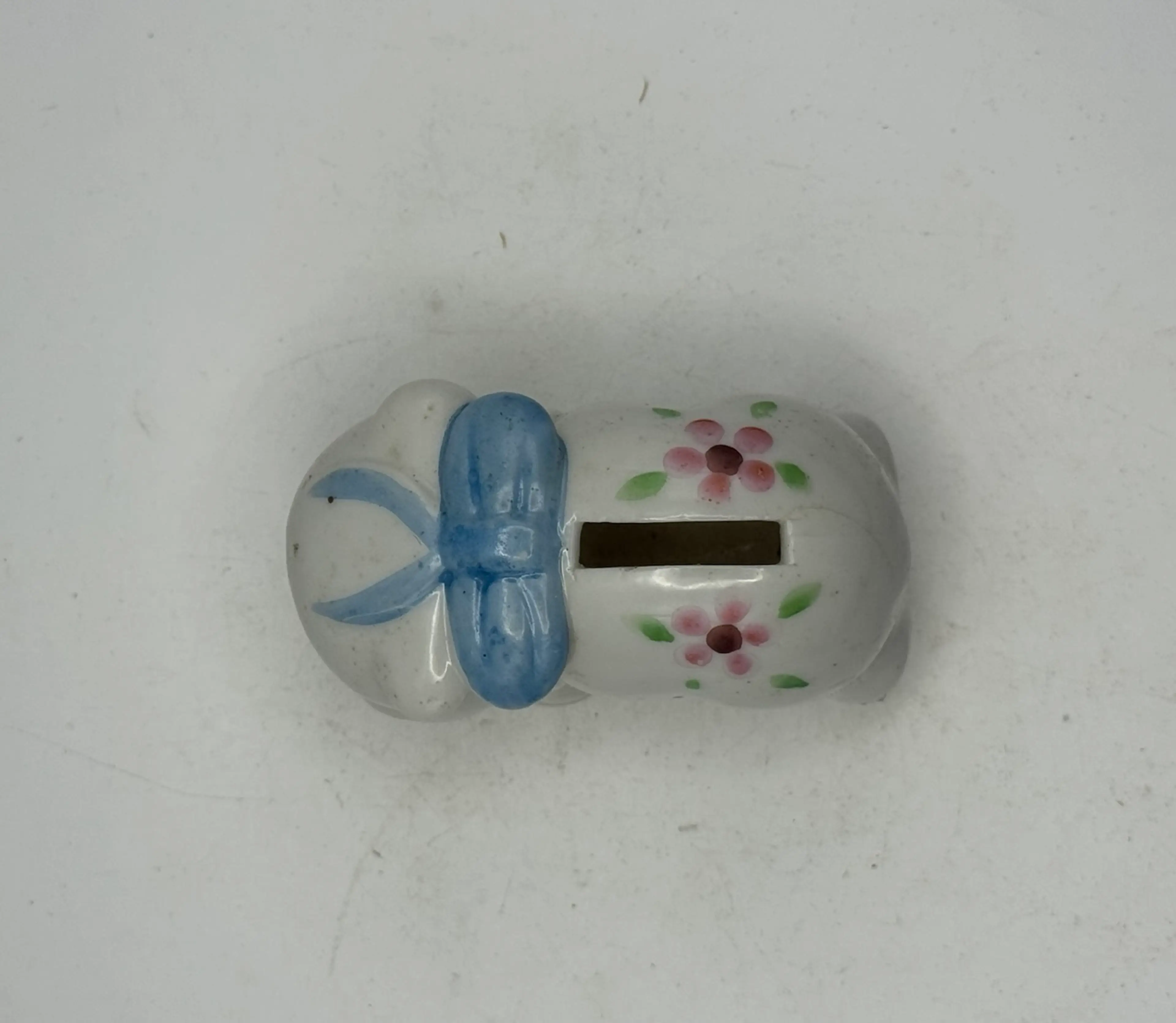 Image 4 of 8
