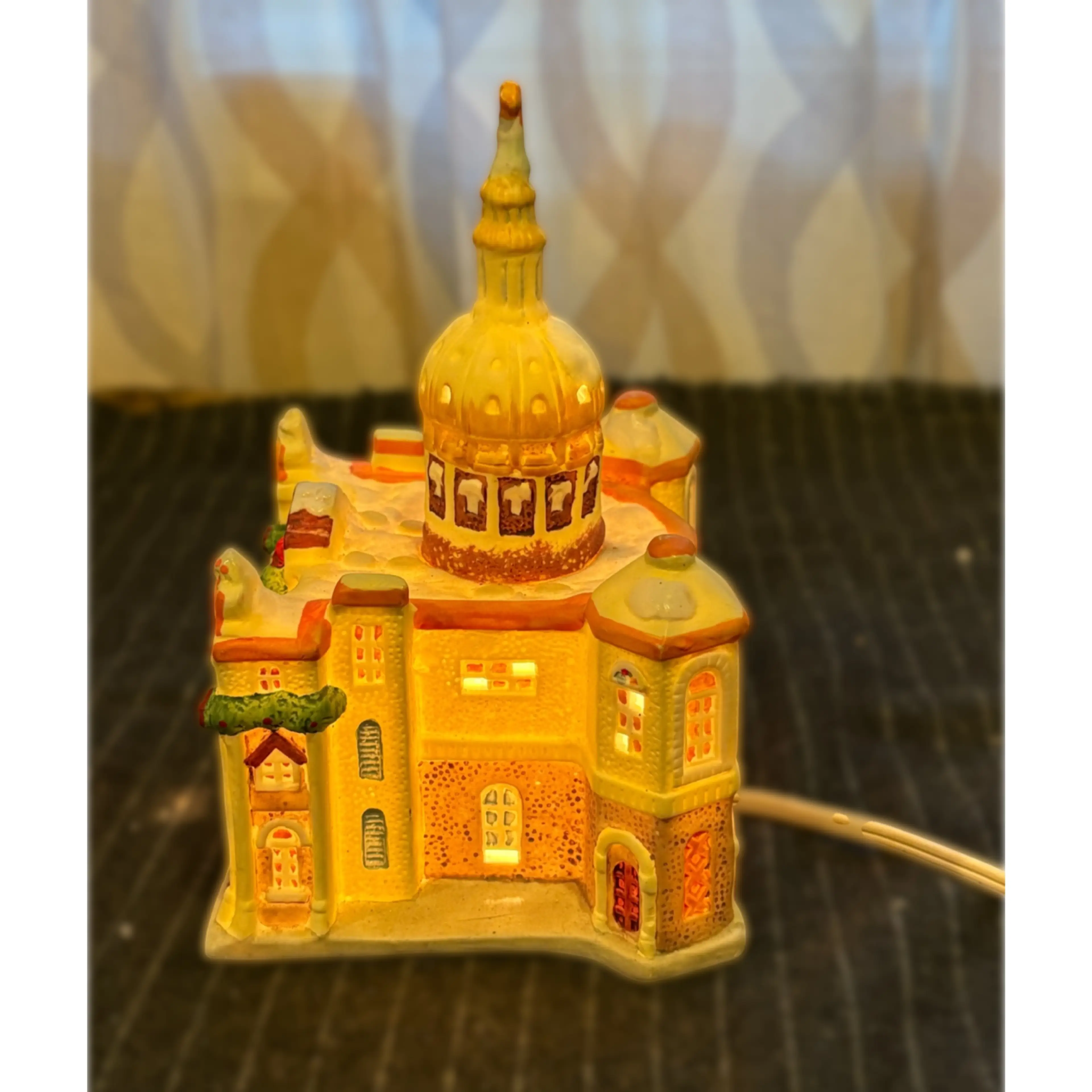Image 3 of 10