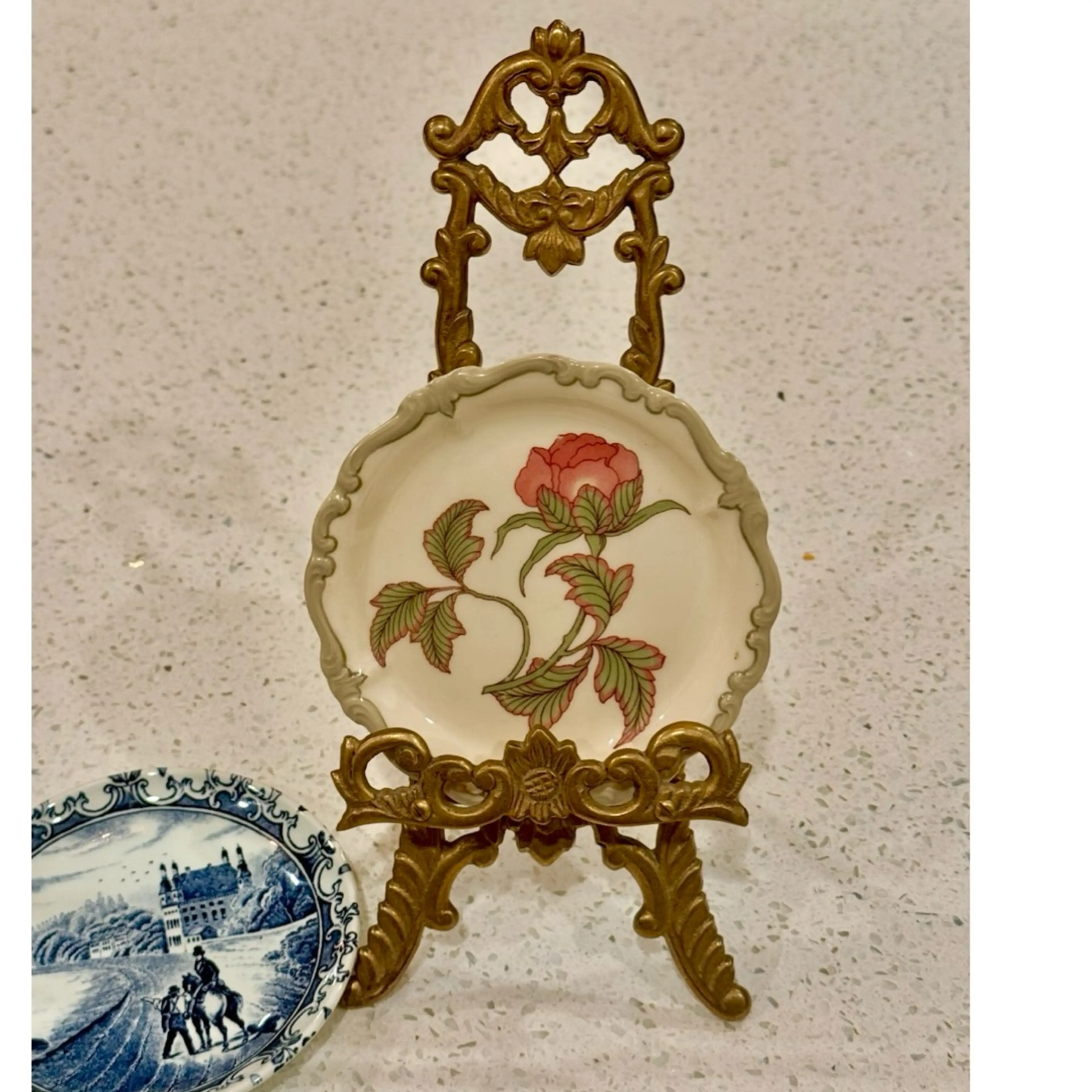 Image 1 of 8