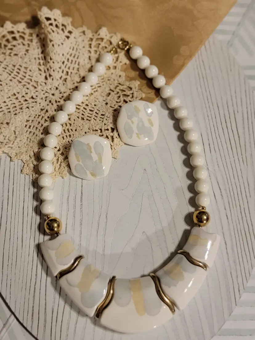 Chunky Porcelain Beads Bib Necklace/Rare JAPAN Statement piece with matching earrings Demi-parure setset