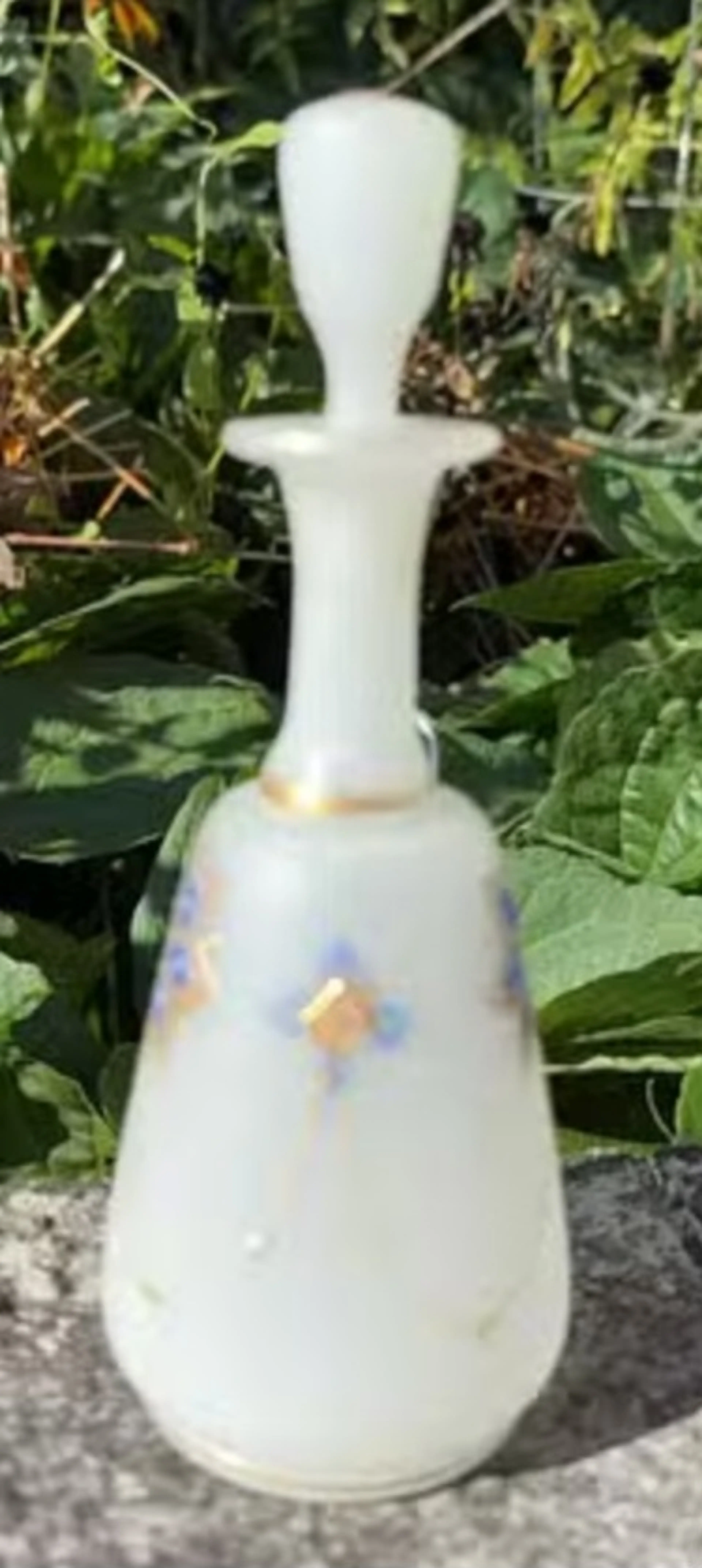 Image 2 of 7