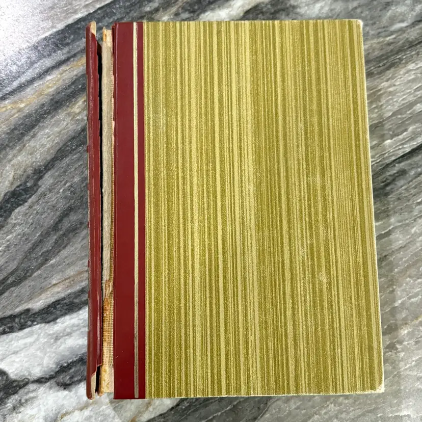 VINTAGE BOOK Readers Digest Condensed Books Volumn 2 - 1965