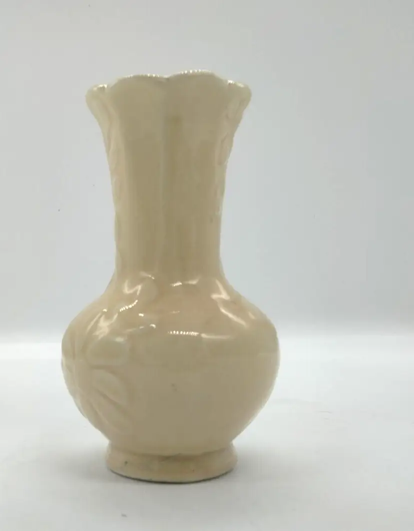 Vintage Shawnee Yellow Vase Embossed Daisy Pottery made in USA.