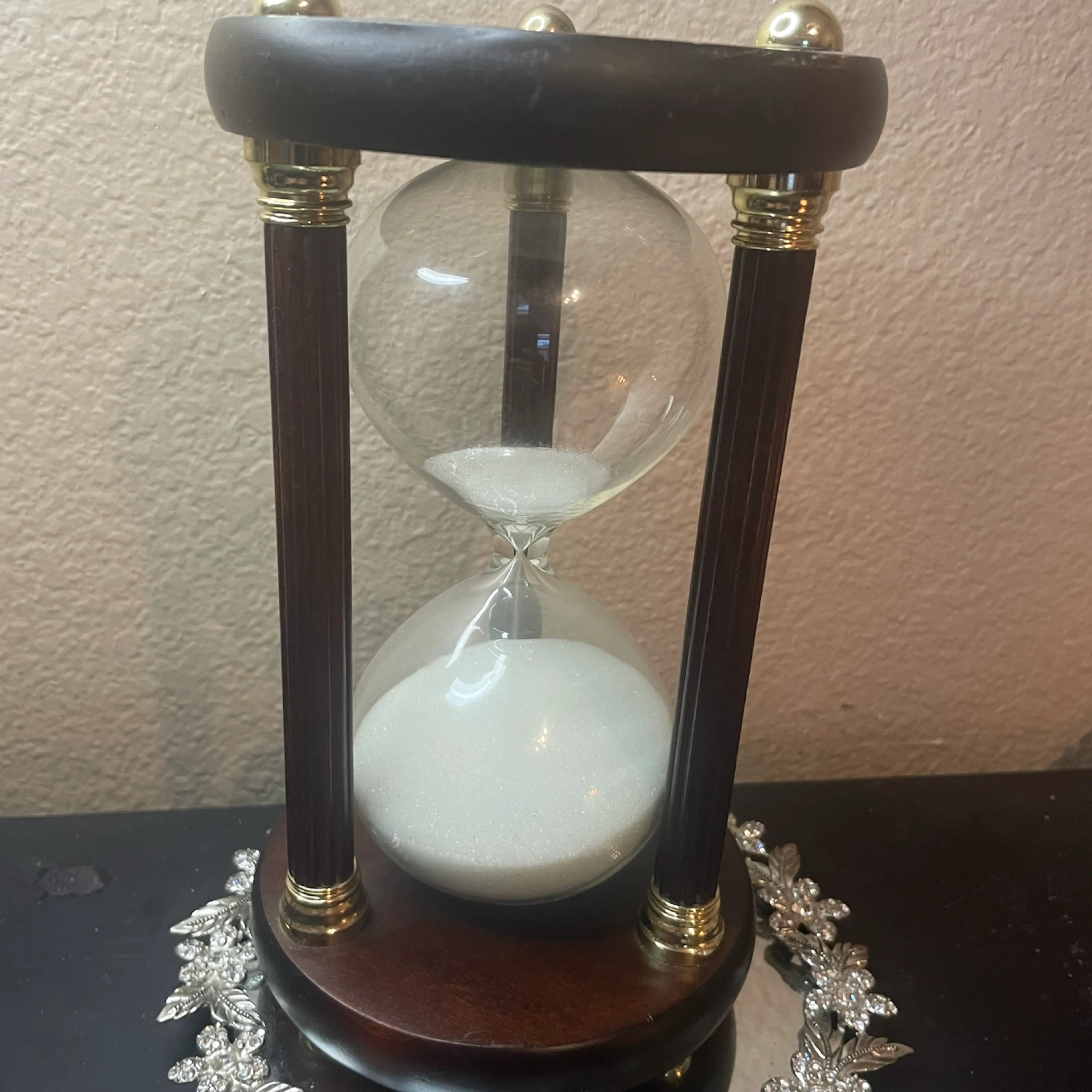 Image 4 of 6