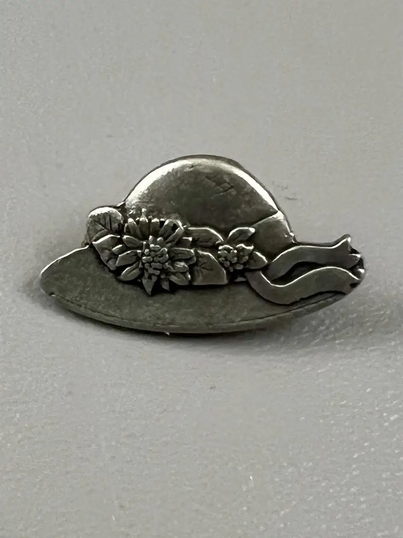 Vintage Birds & Blooms 2005 Limited Edition Pewter Hat Floral Brooch Pin