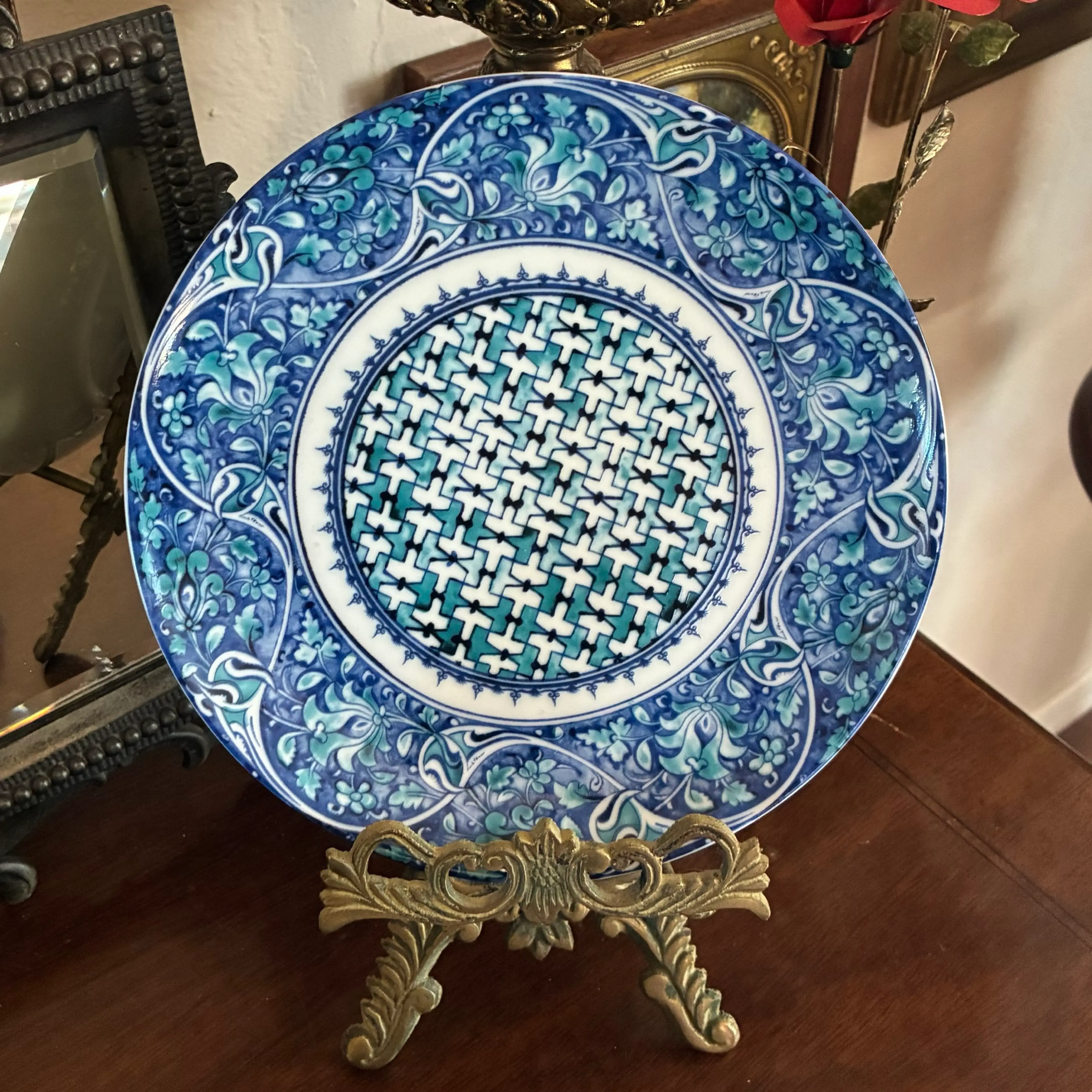 Image 1 of 2