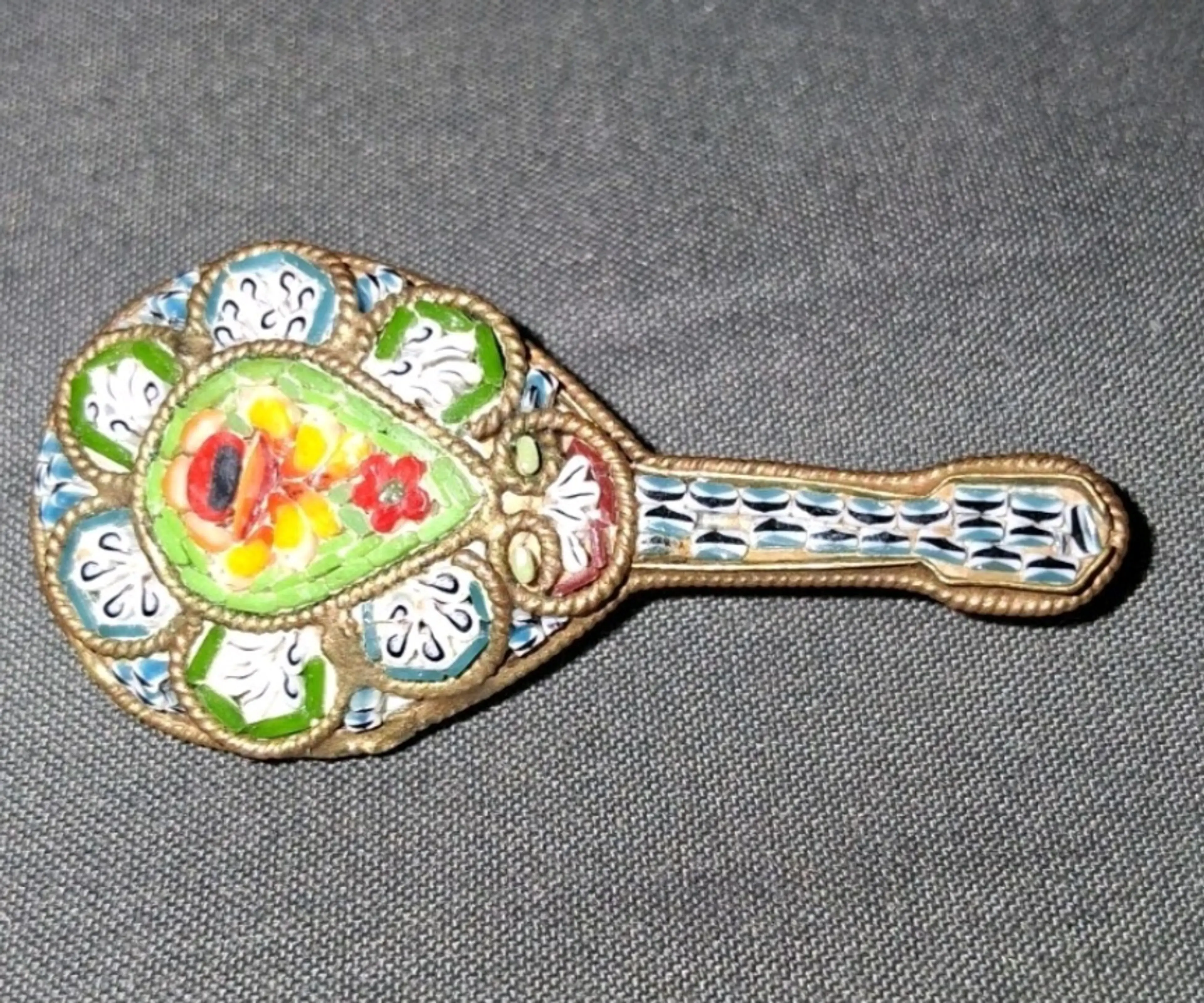 Image 2 of 4