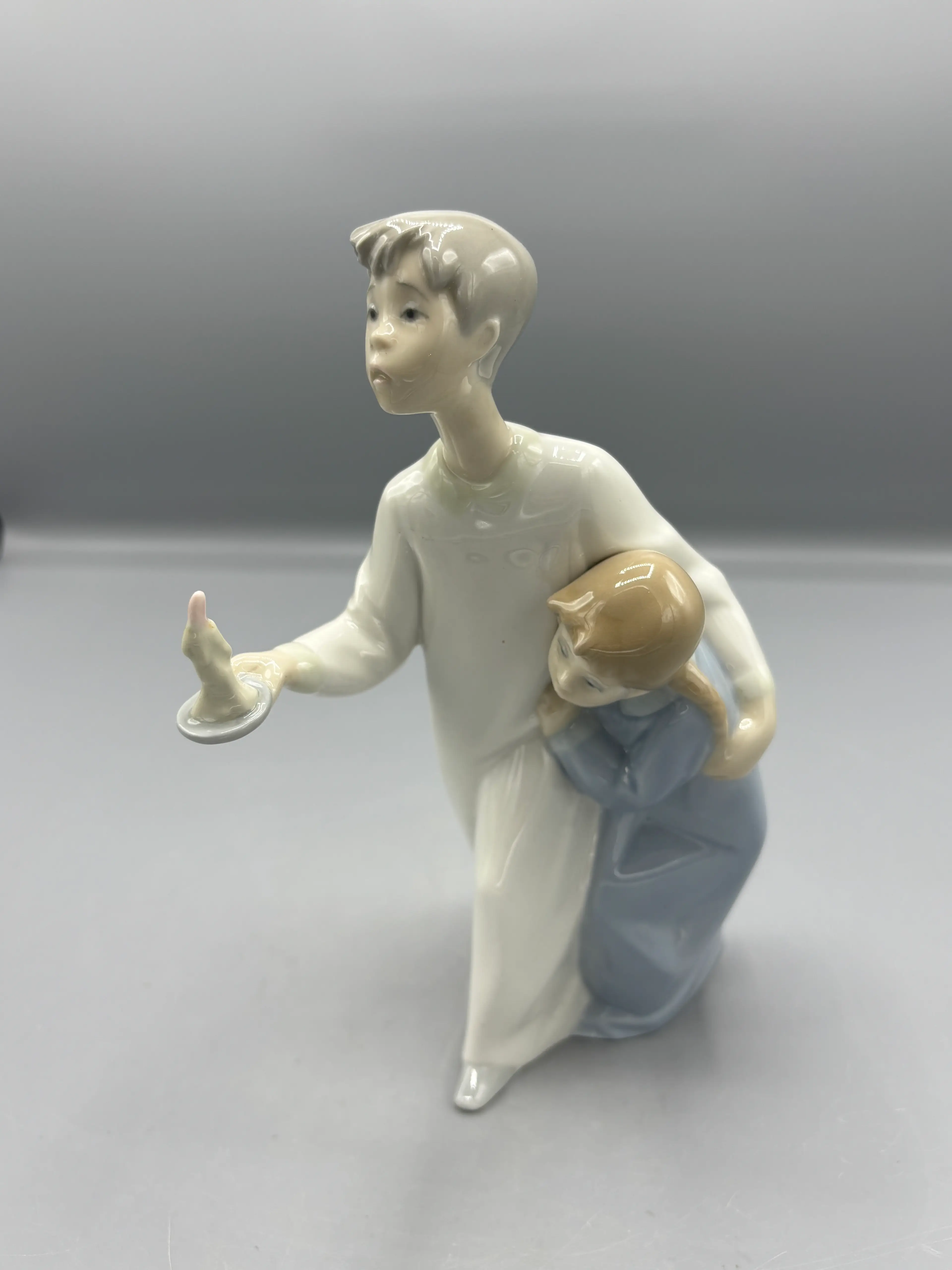Image 1 of 6