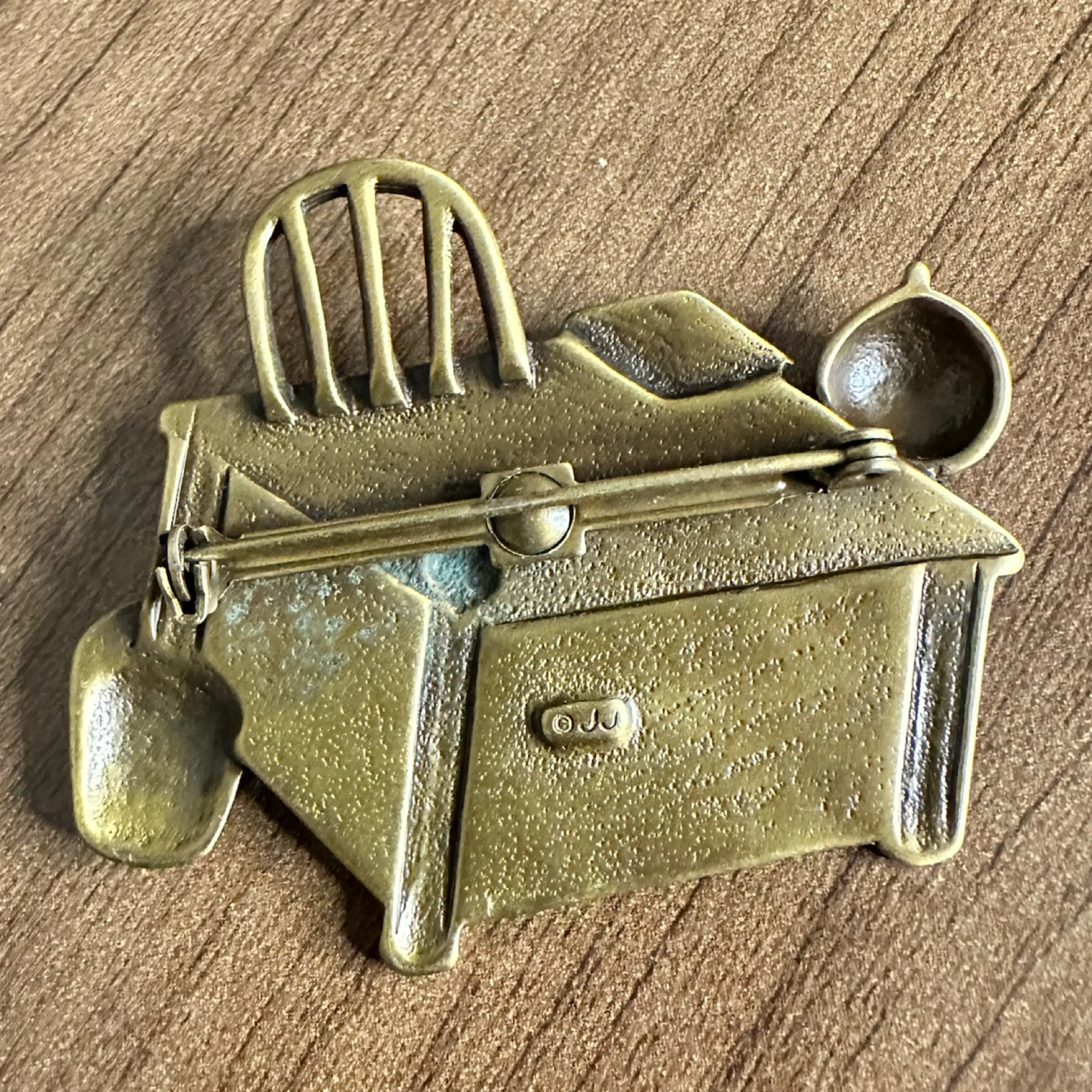 Image 2 of 2