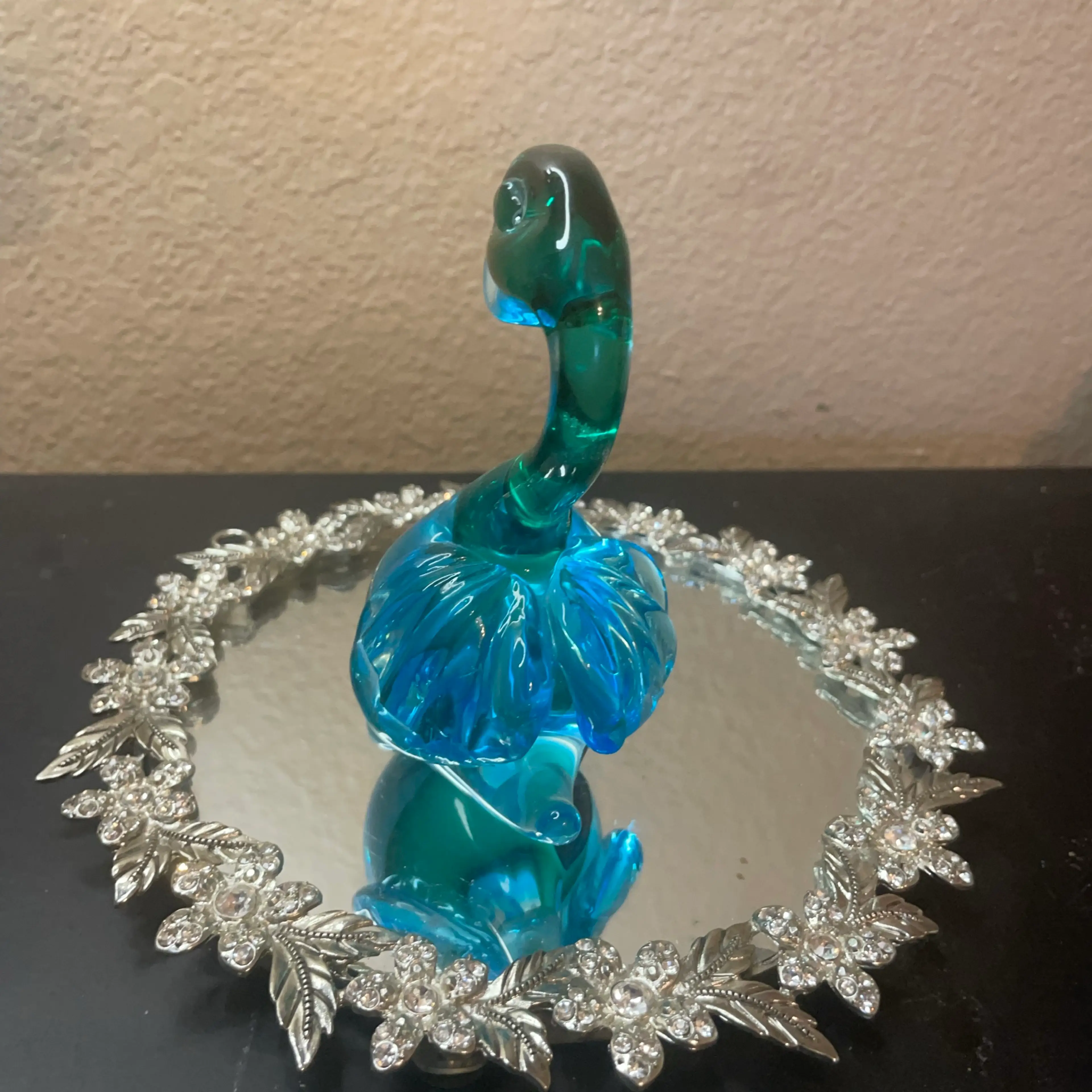 Image 3 of 8