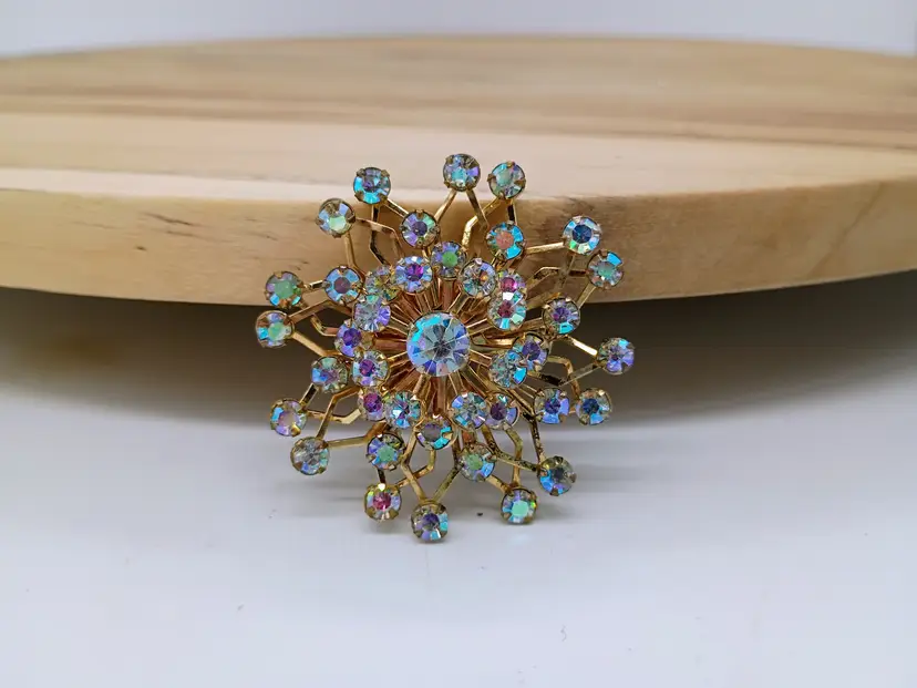 Vintage Gold Tone AB Crystal Rhinestone Snowflake Starburst Brooch 2".