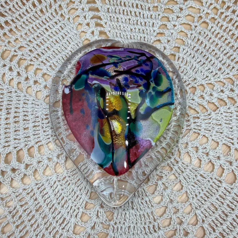 🐞Vtg Glass Eye Studio Dichroic Art Glass Heart Paperweight "Hearts of Fire" 3 3/4”