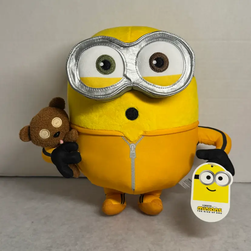 Minions Bob with Teddy Bear Plush Toy 10 inch Illumination Rise Of Gru  Ninja