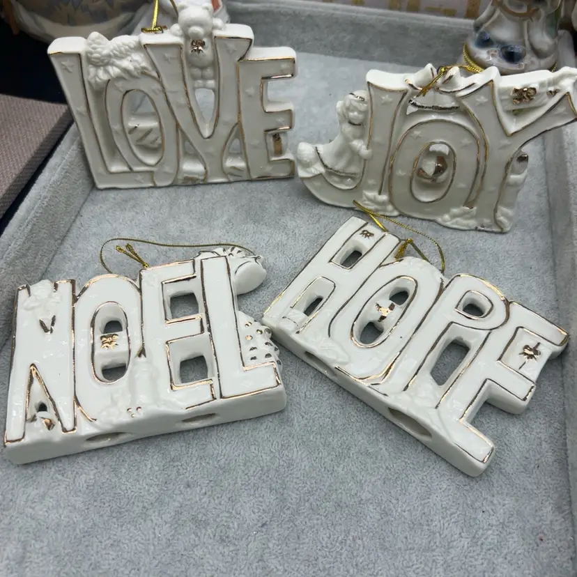 #01 International Bazaar Porcelain Christmas Ornament Set LOVE HOPE NOEL JOY 4-Piece with Original Box