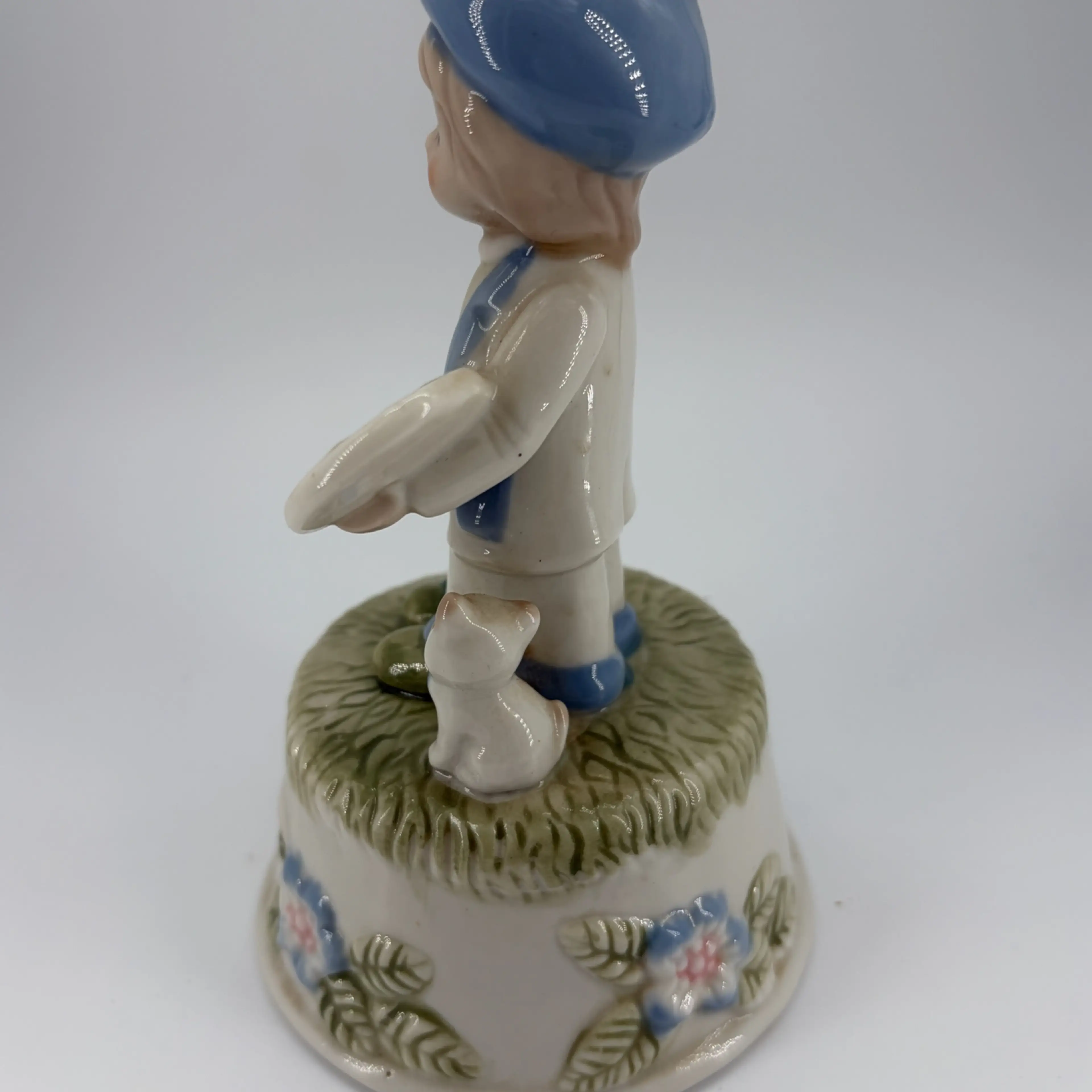 Image 3 of 5