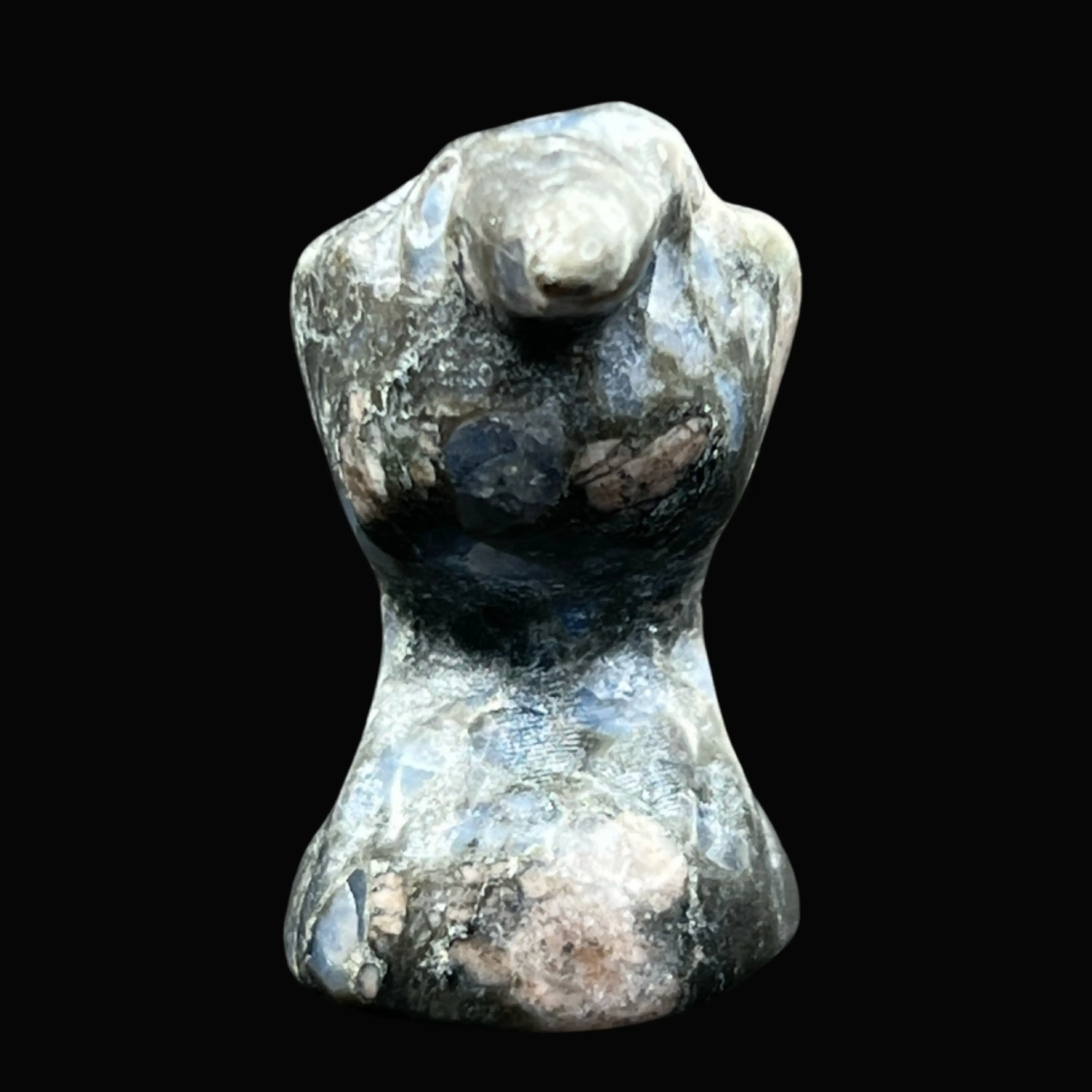 Image 4 of 8
