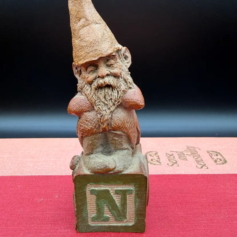 Vintage Tom Clark "O'Neal" Gnome figurine