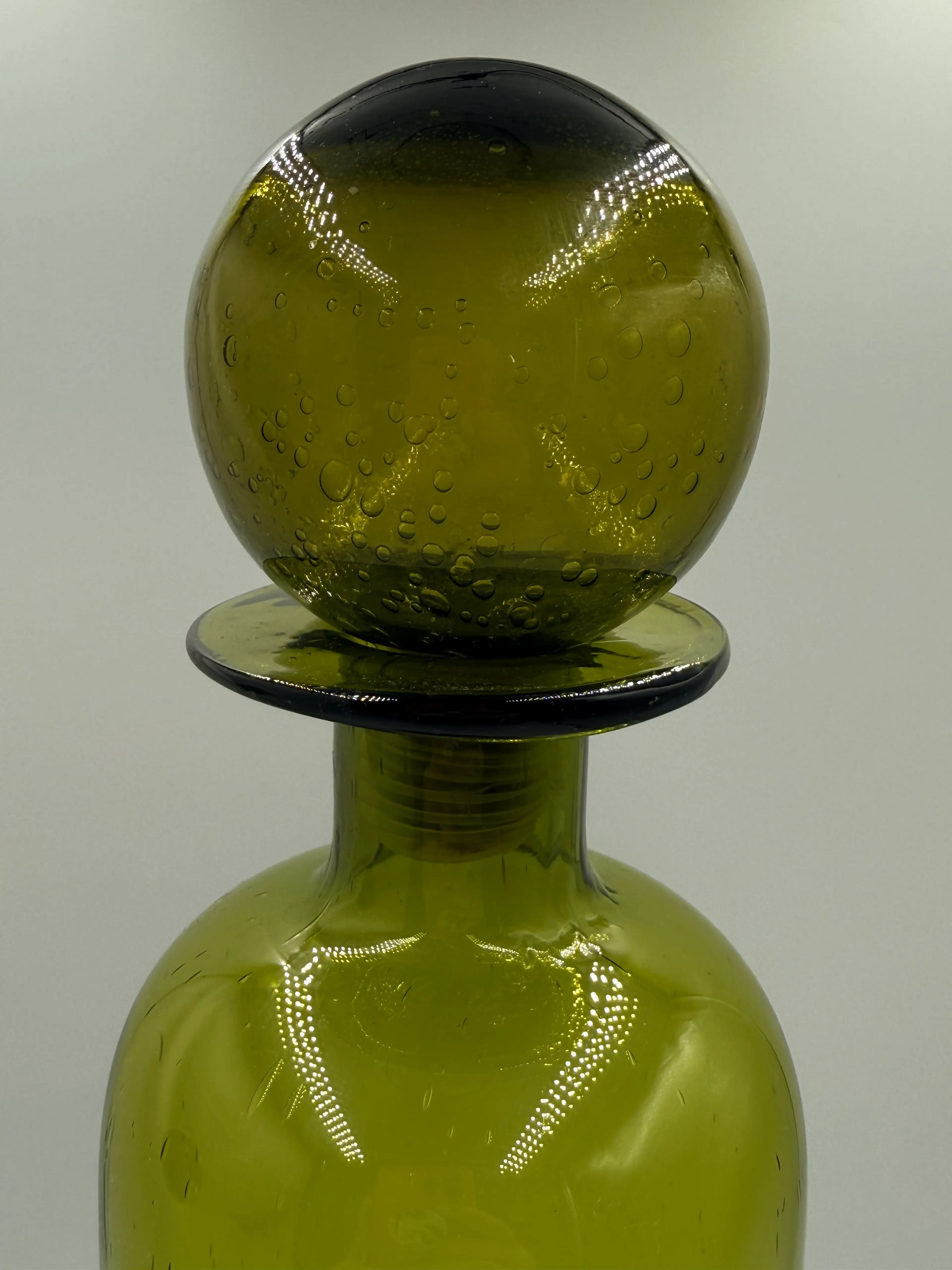 Image 2 of 7