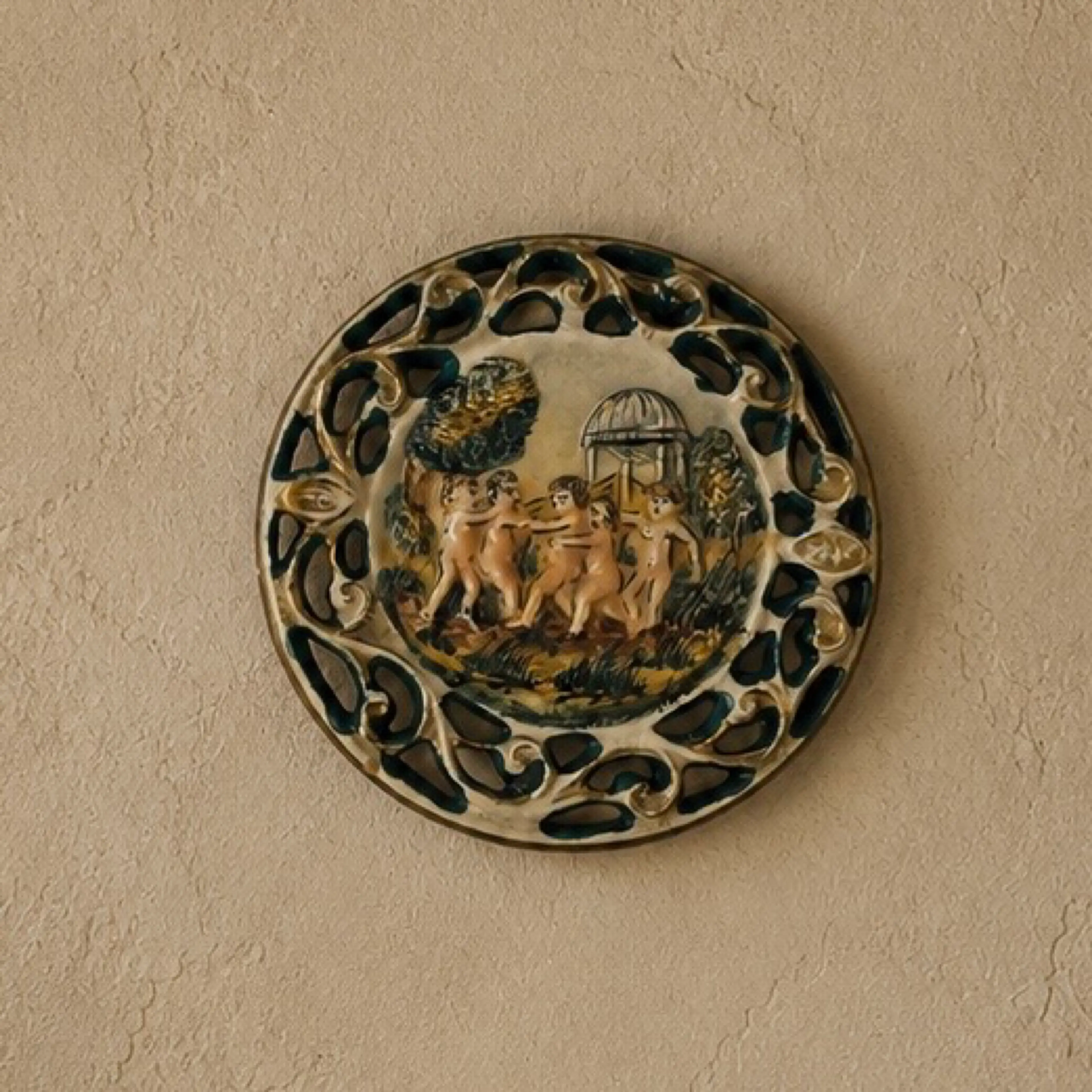 Image 1 of 4