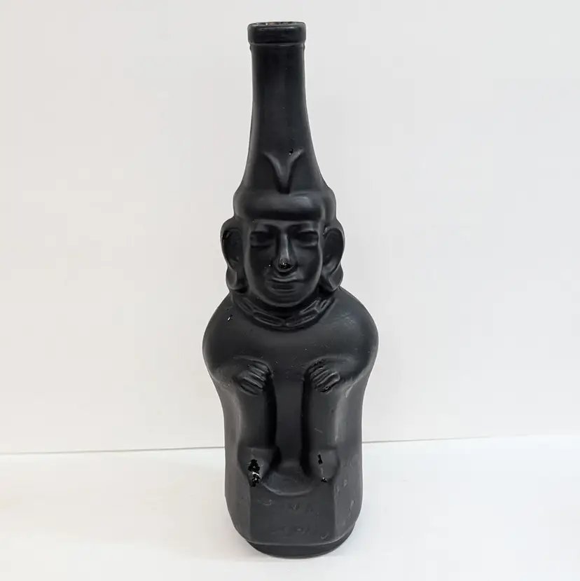 Vintage Casa Ranuzzi Sitting Man Empty Black Bottle Decanter Candle Holder Lima Peru 11.25"