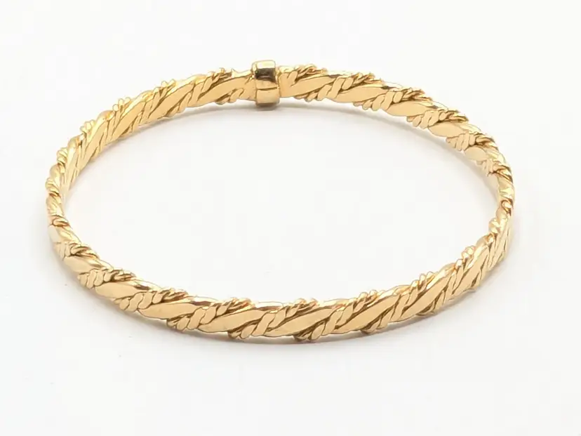 Vintage Avon Gold Tone Twisted Bangle Bracelet 1979