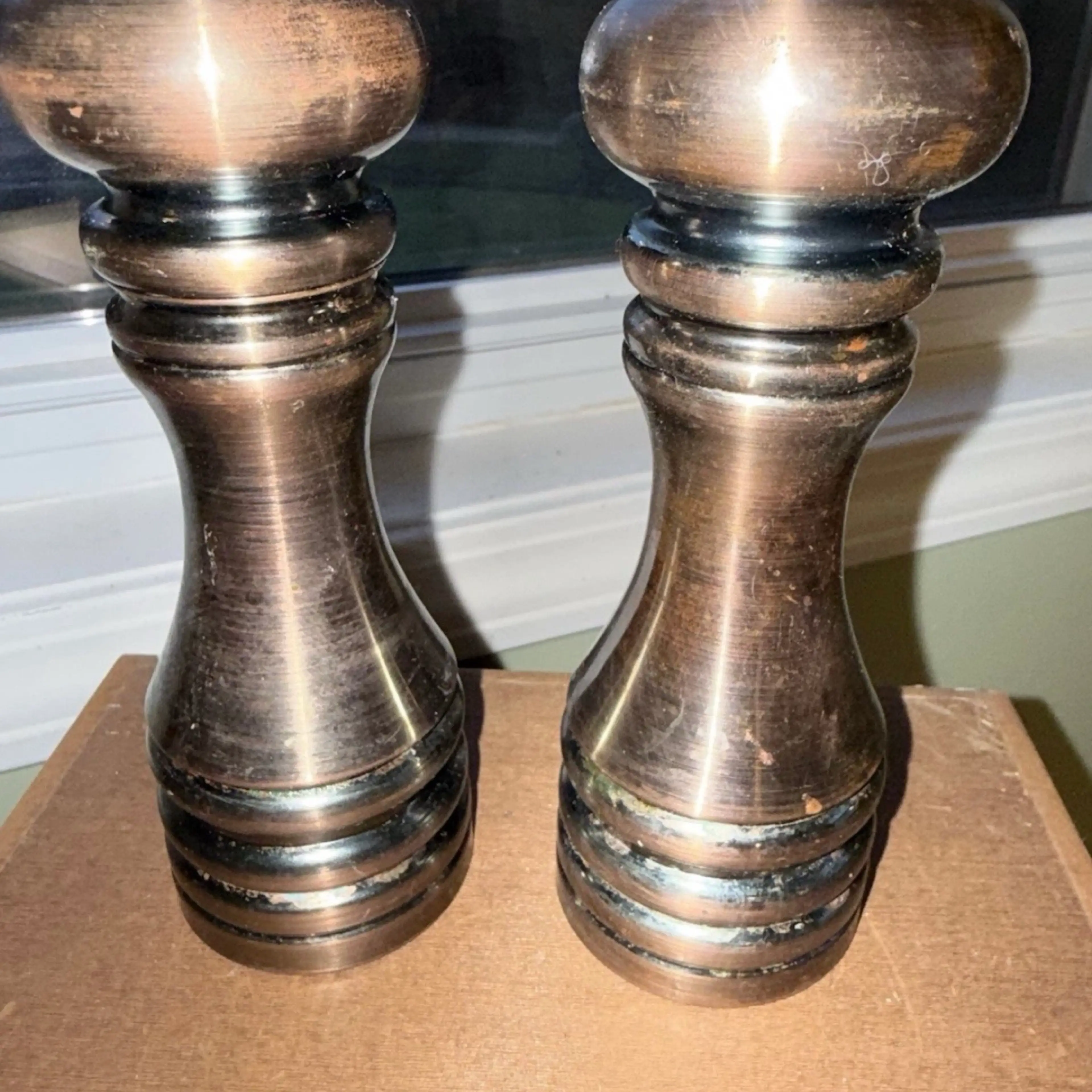 Image 2 of 6