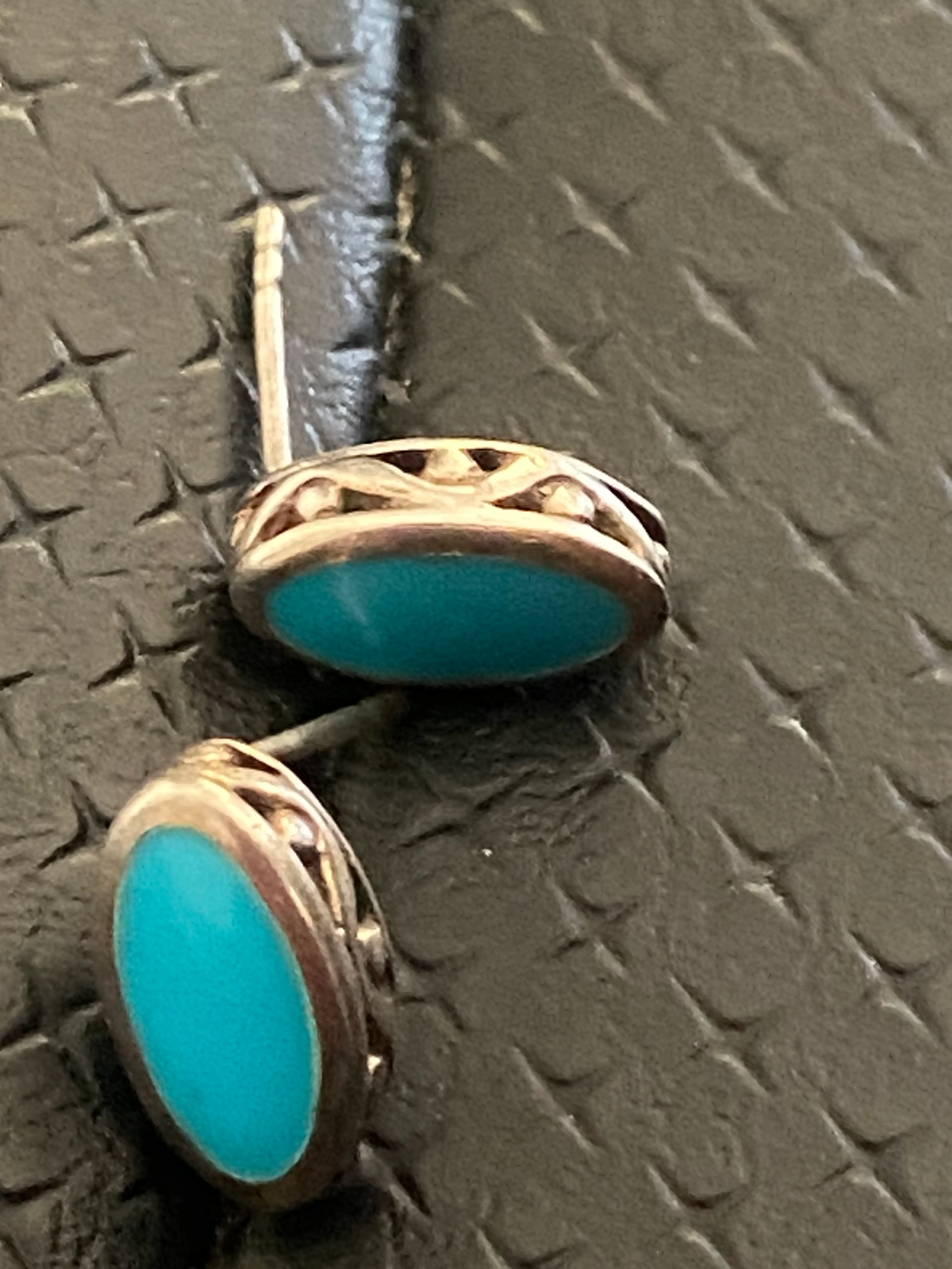 Image 2 of 5