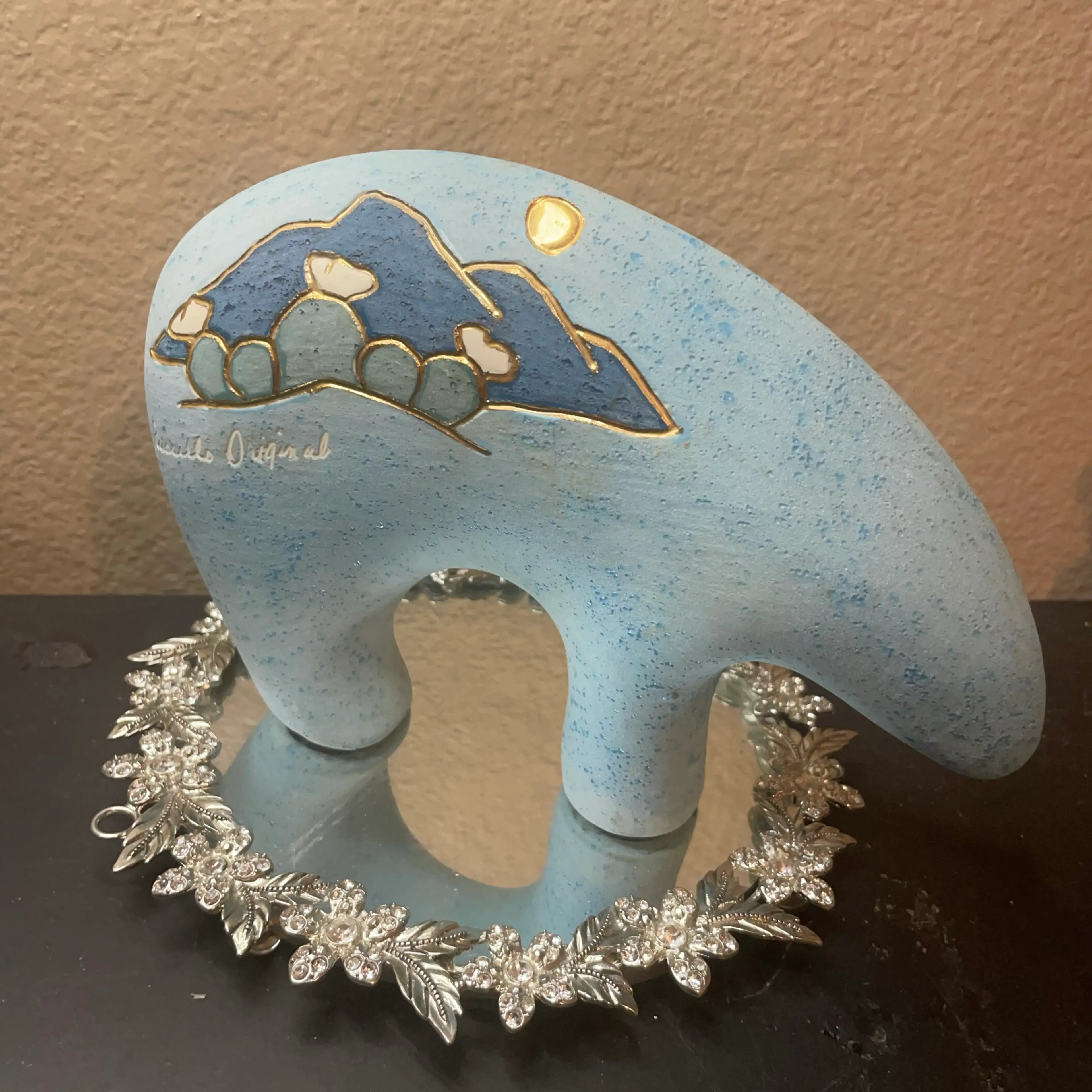 Image 1 of 6
