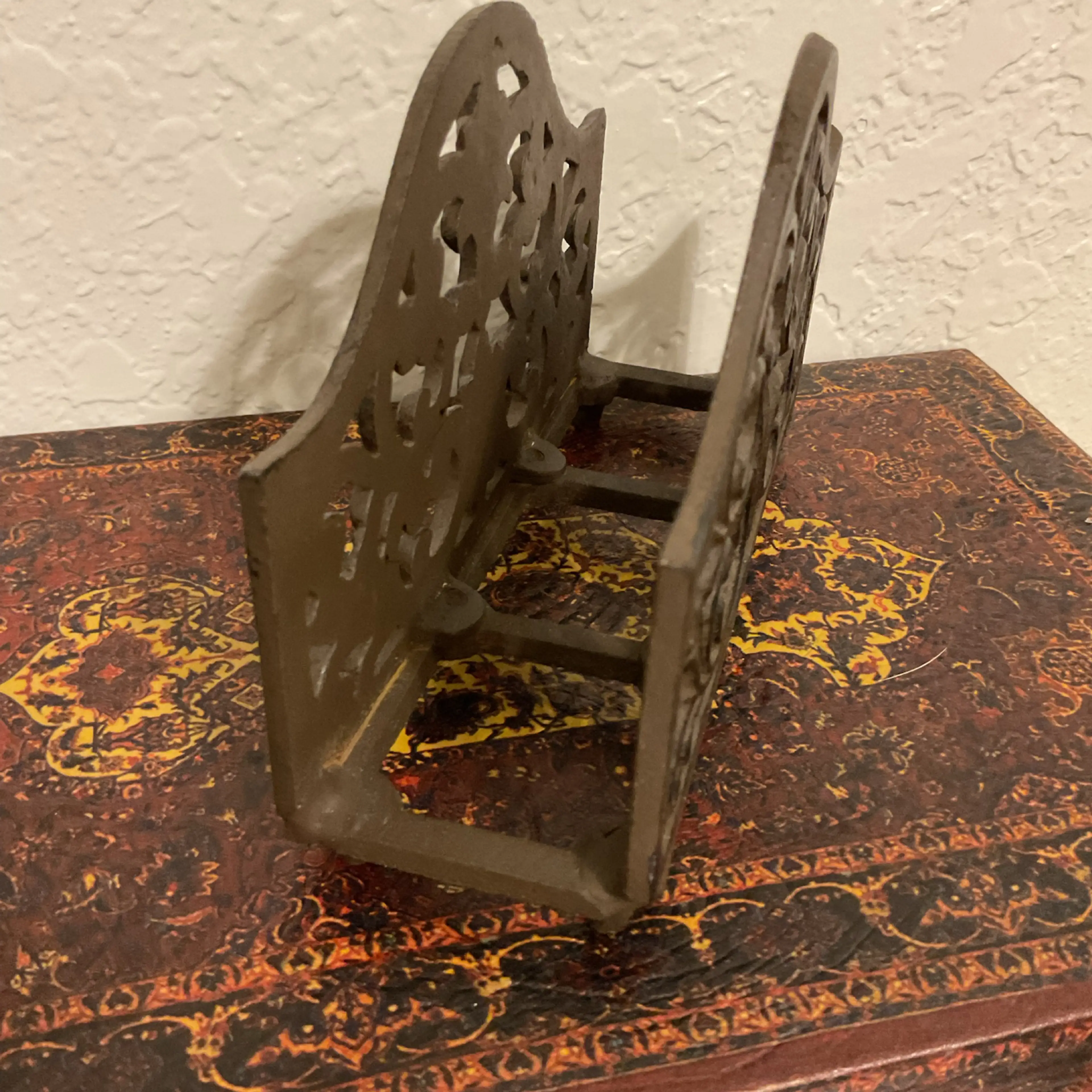Image 2 of 2