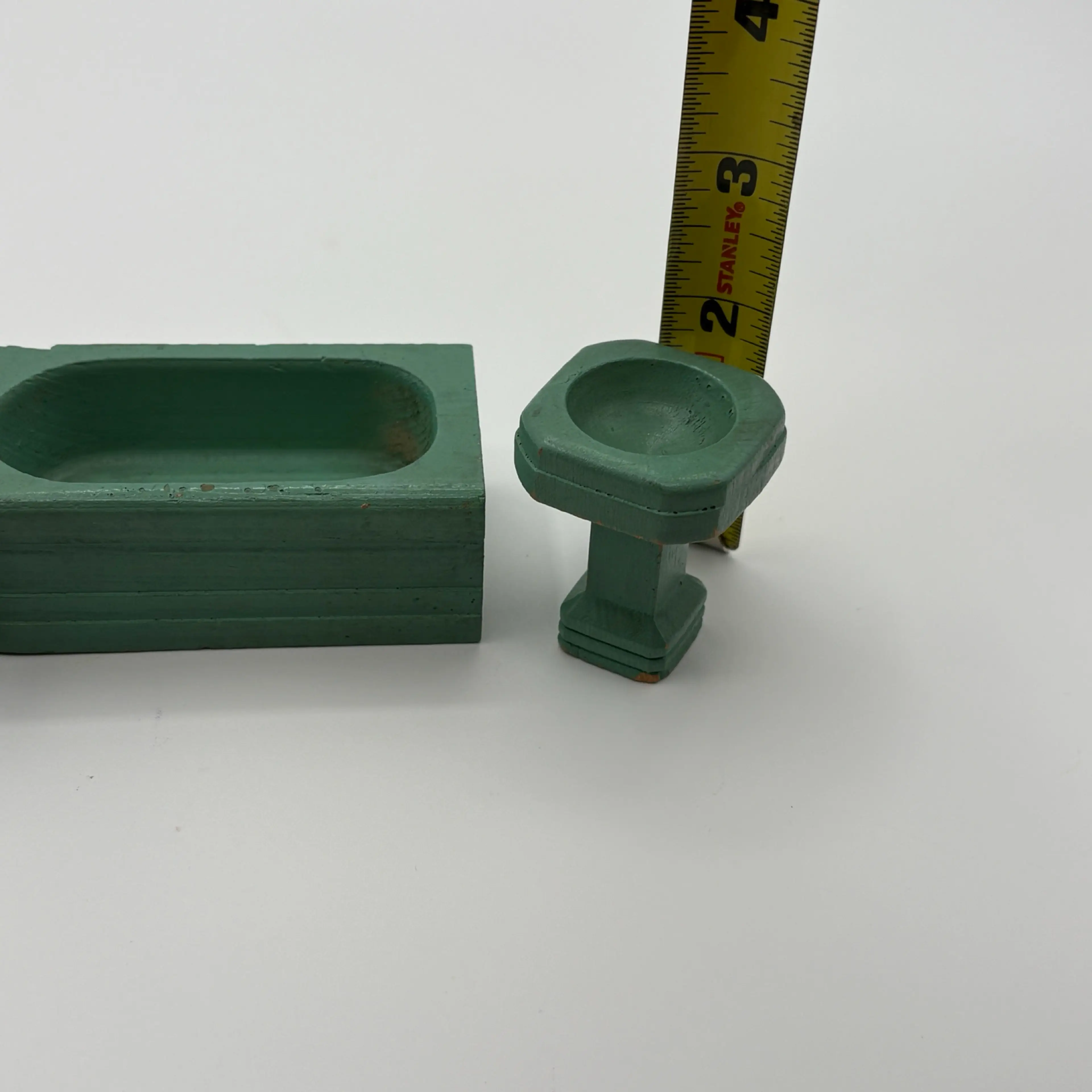Image 2 of 5