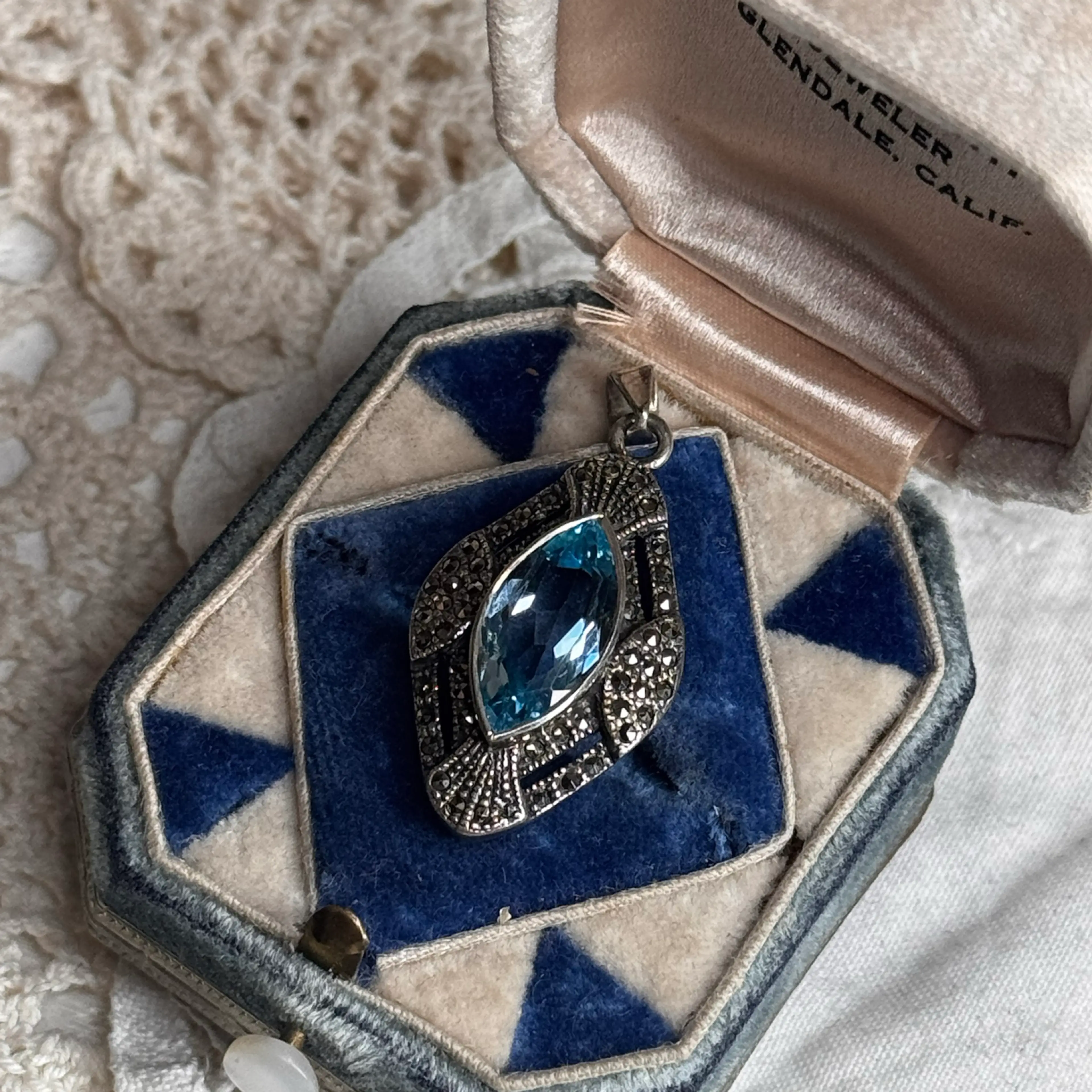 Image 2 of 2