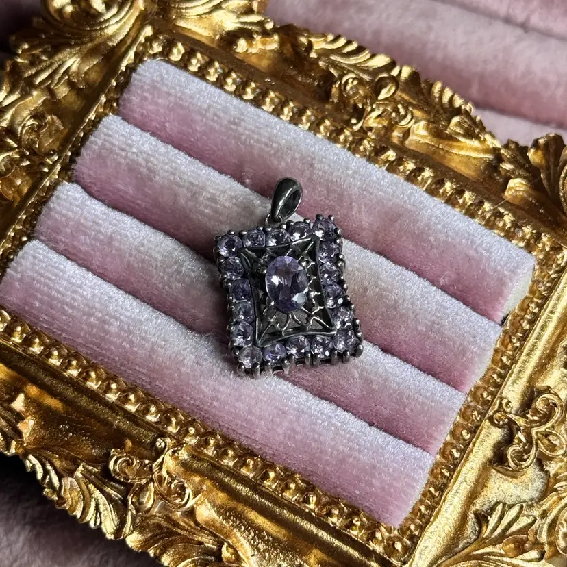 Sterling Silver Amethyst Pendant
