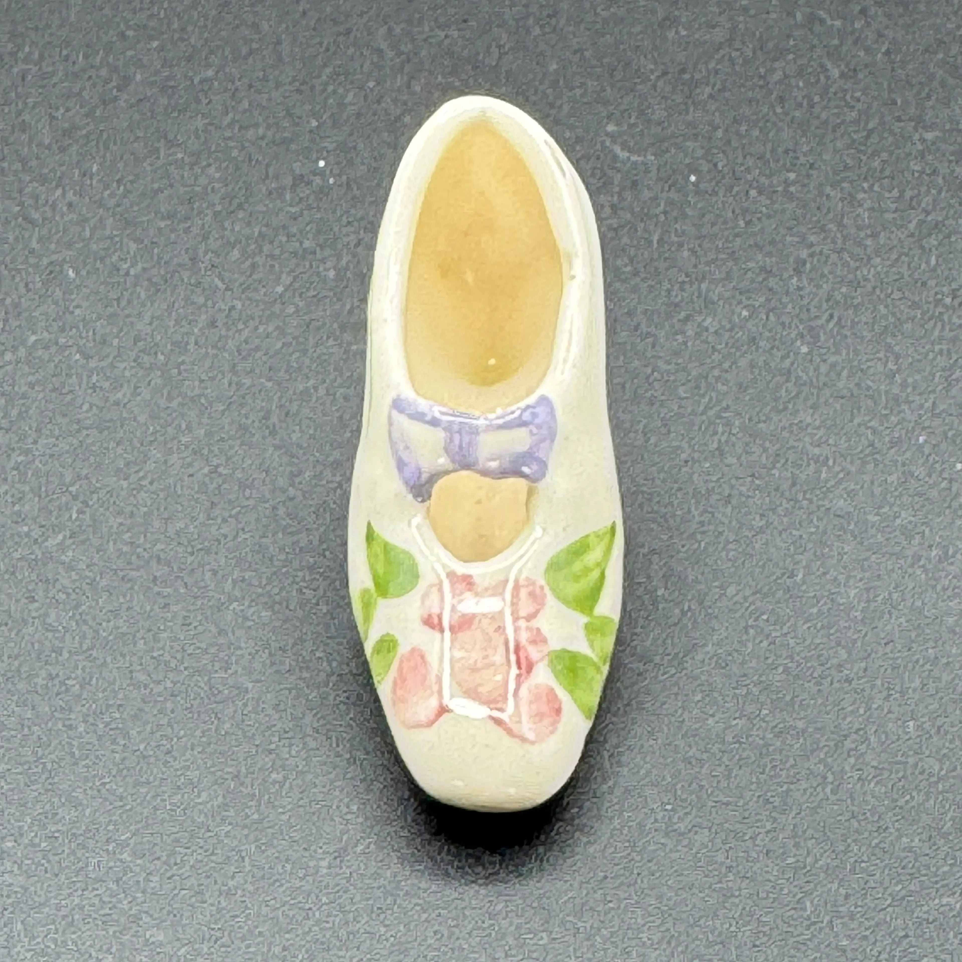 Image 4 of 8
