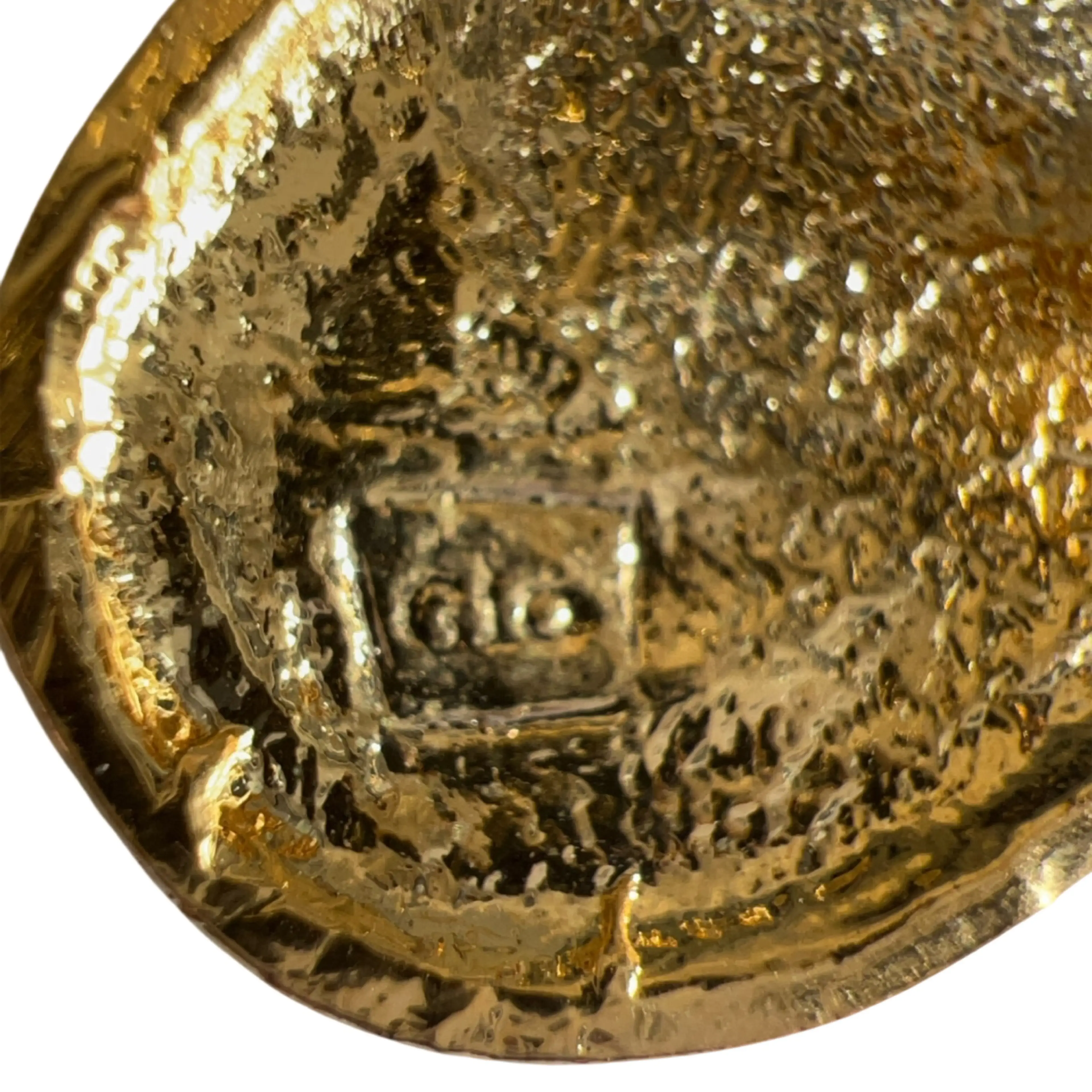 Image 4 of 6