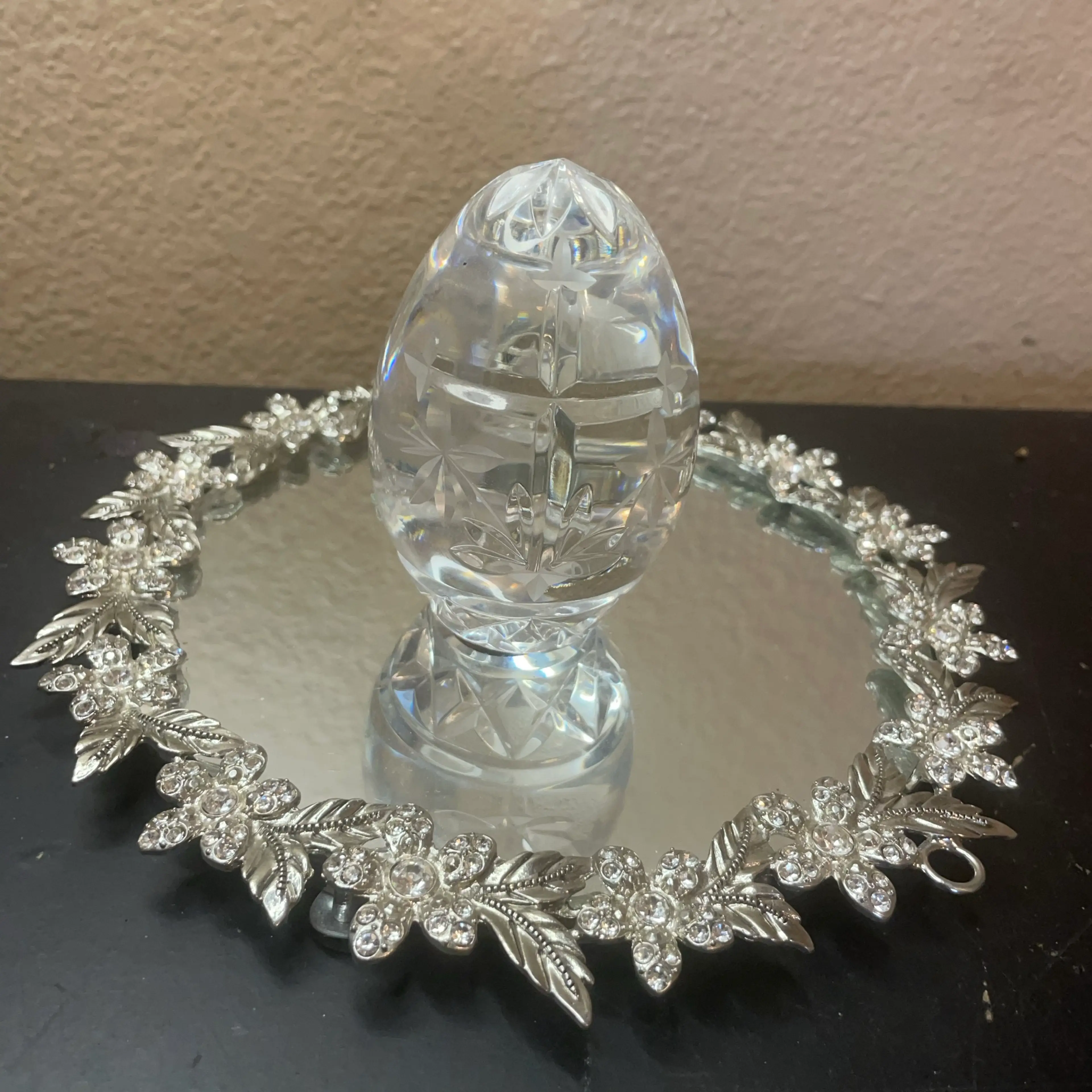 Image 2 of 6