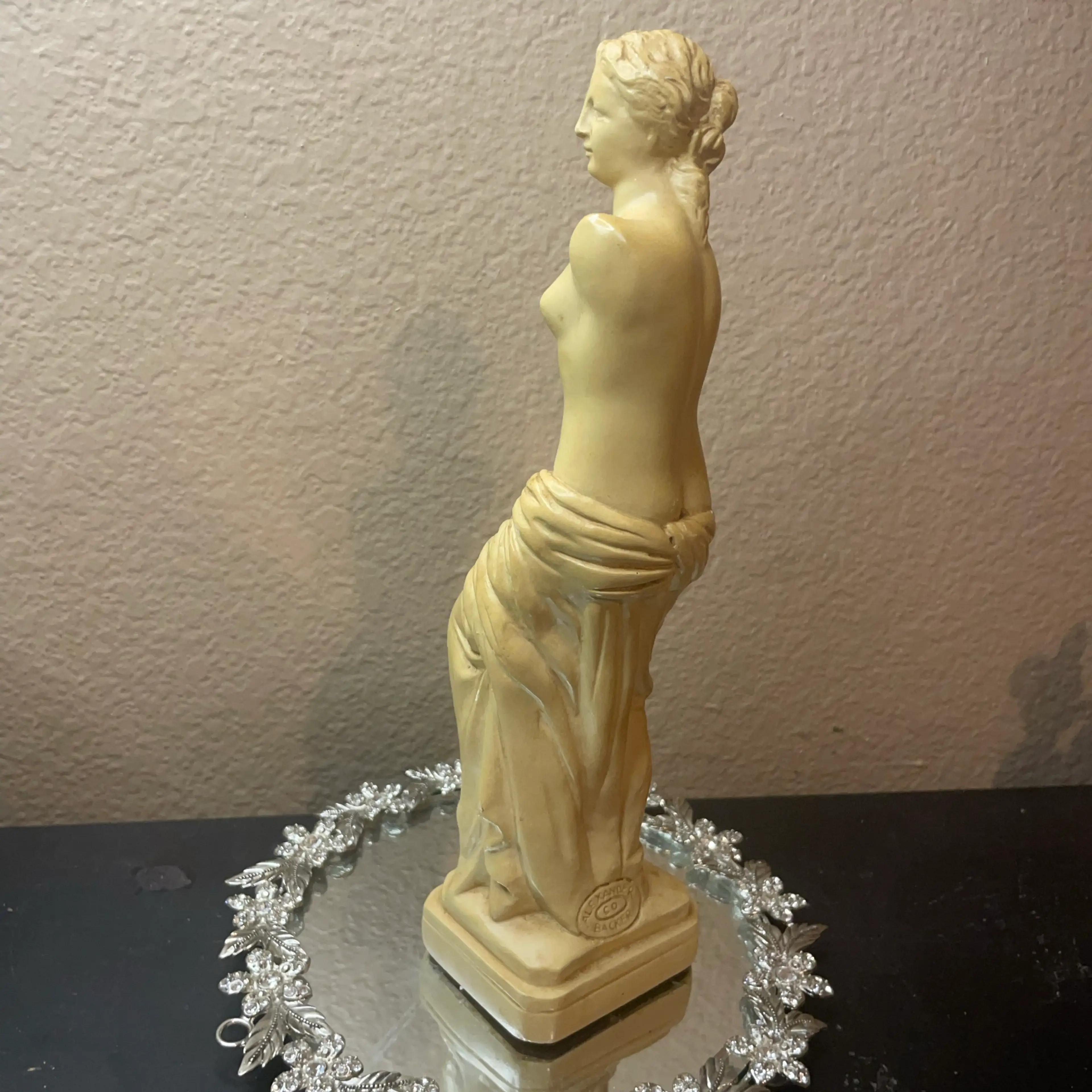 Image 4 of 8