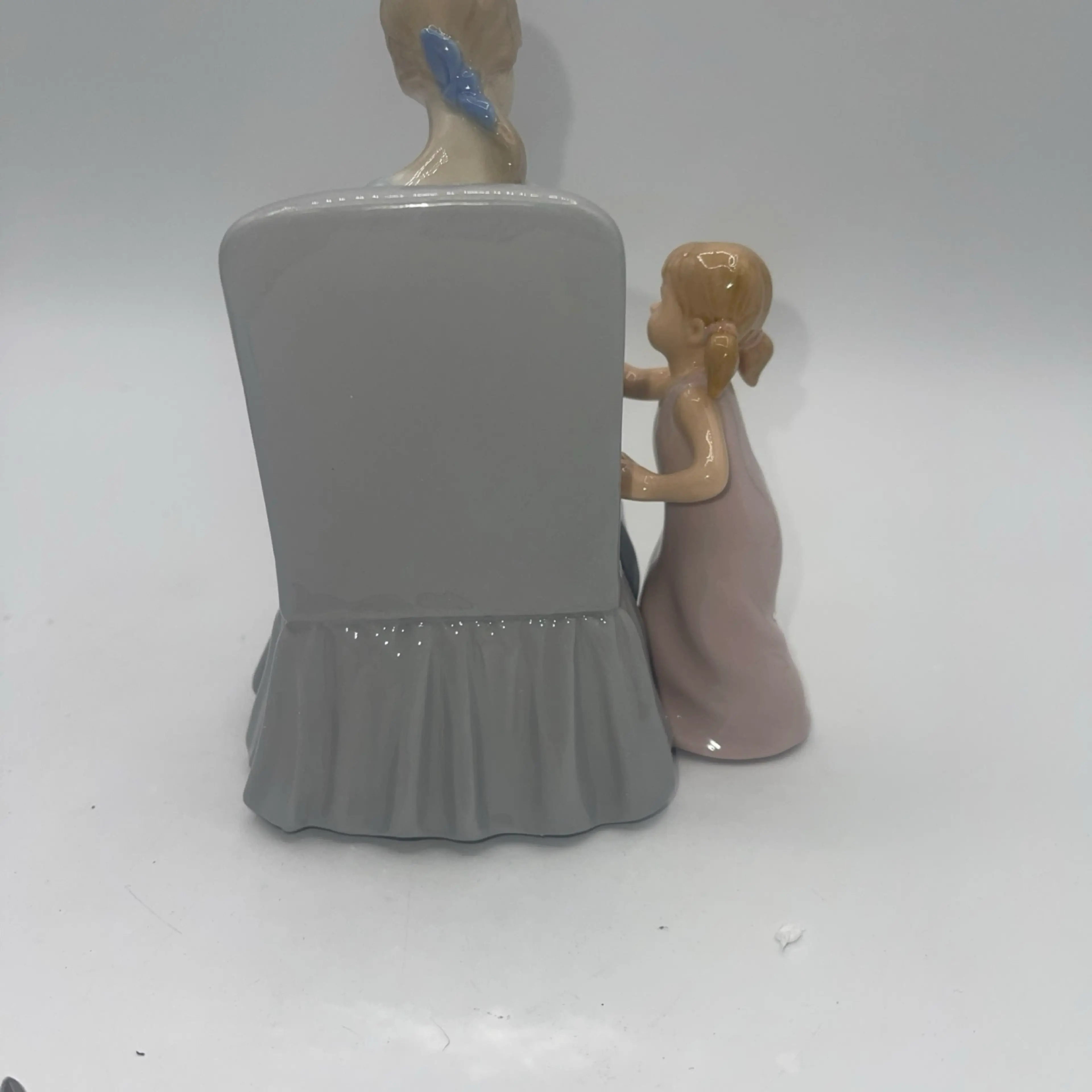 Image 4 of 9