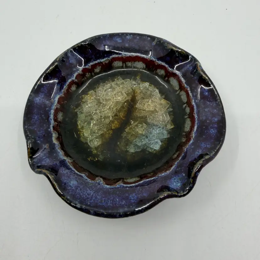 Blue Art Pottery Ruffle Edge Geode/Crackle Glass Trinket-Ring Dish-Ashtray 3.5”
